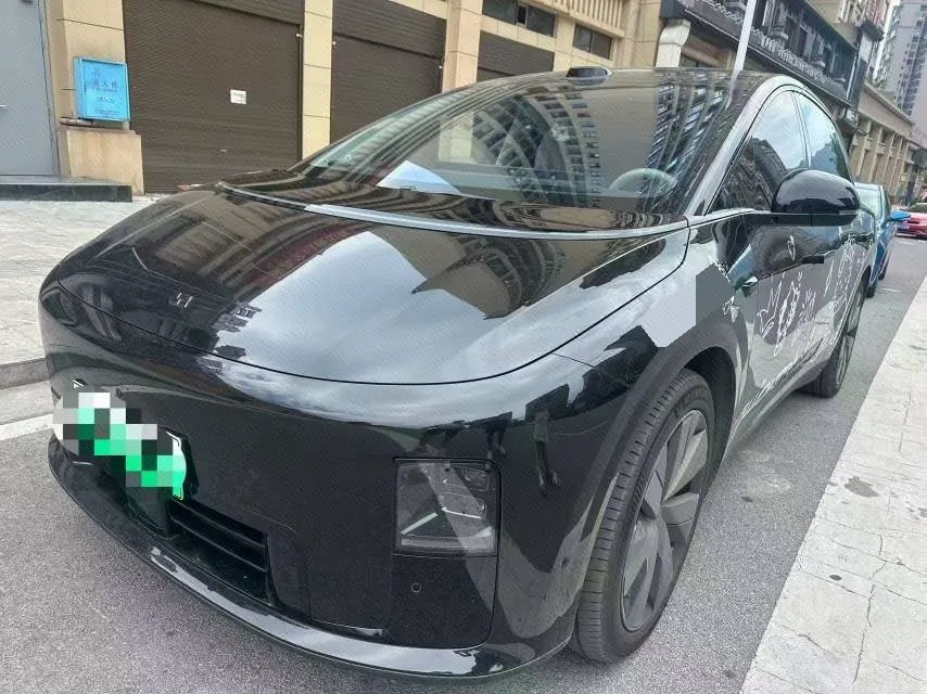 Li Auto 2025 i8 Standard Edition Automatic