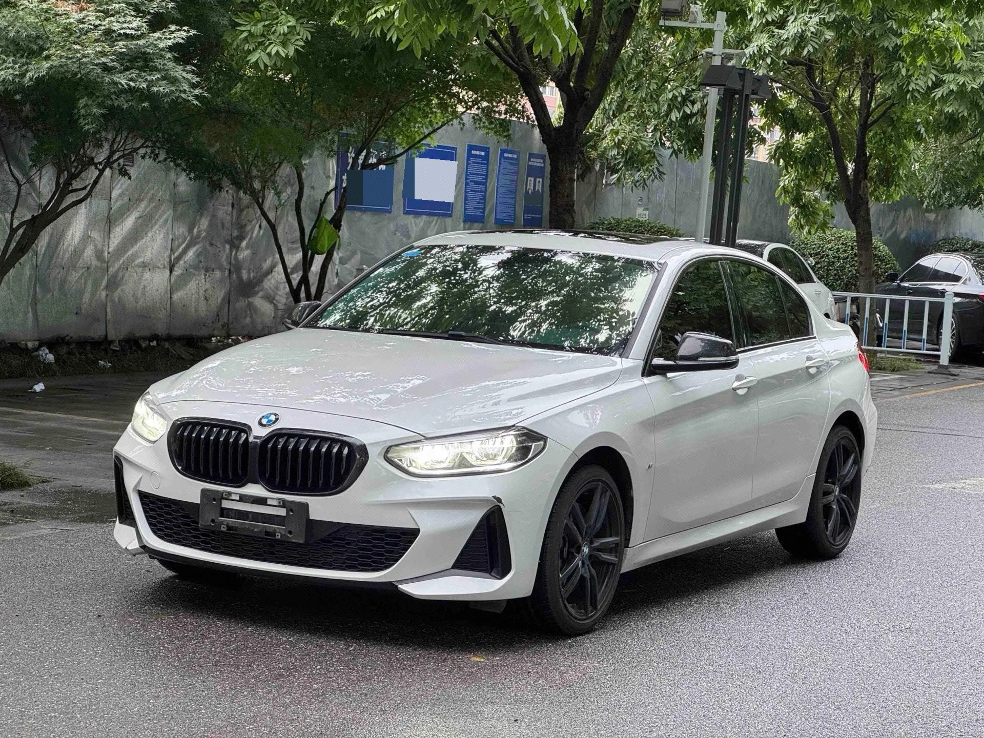 BMW 1 Series 2023 125i 2.0T M Sport Shadow Edition Automatic