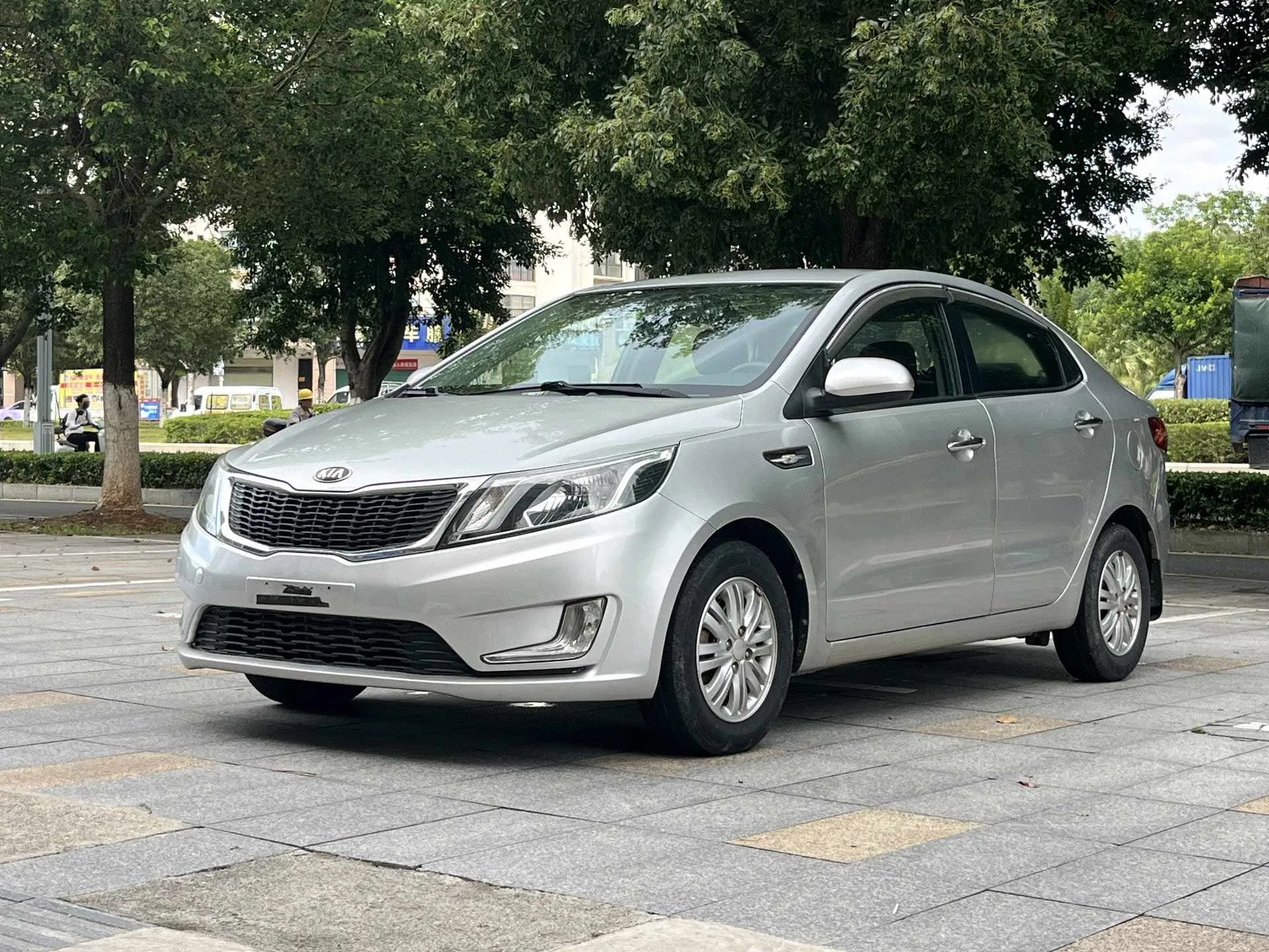 Kia 2012 K2 Sedan 1.4 GL Commemorative Edition (Manual Transmission)