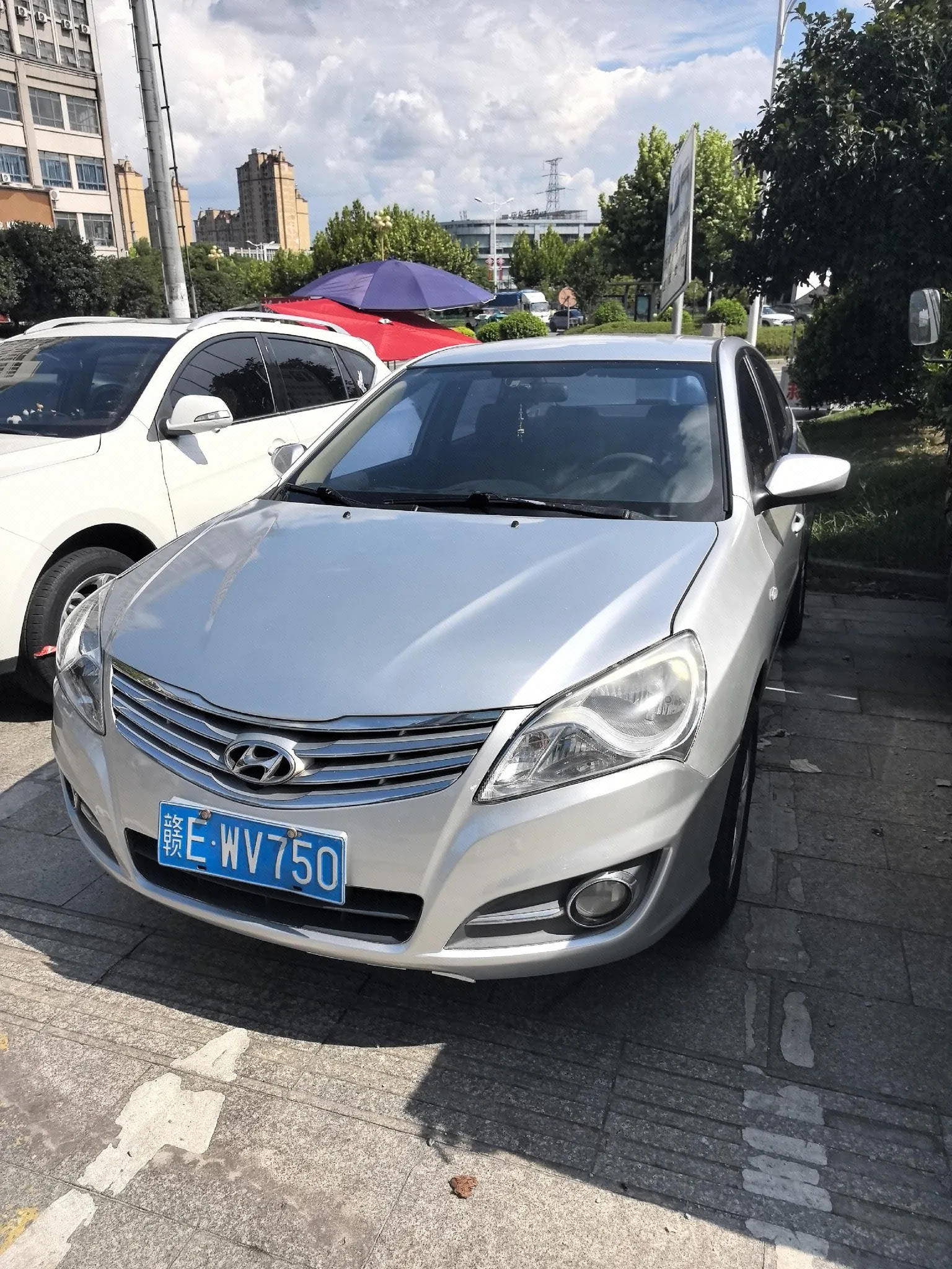 Hyundai Elantra 2011 1.6L Automatic Deluxe