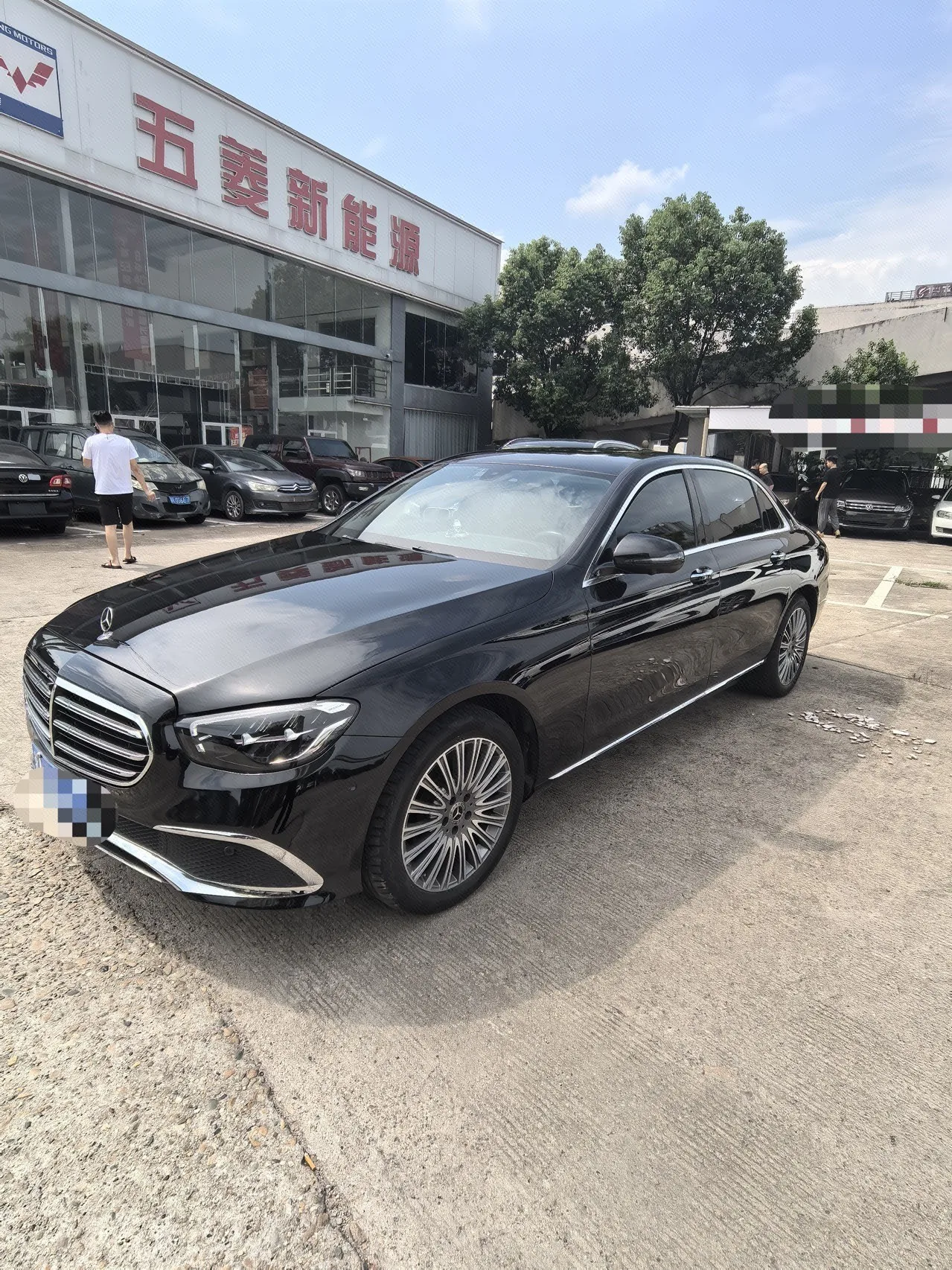 Mercedes-Benz E-Class 2023 E 300 L Fashion Edition
