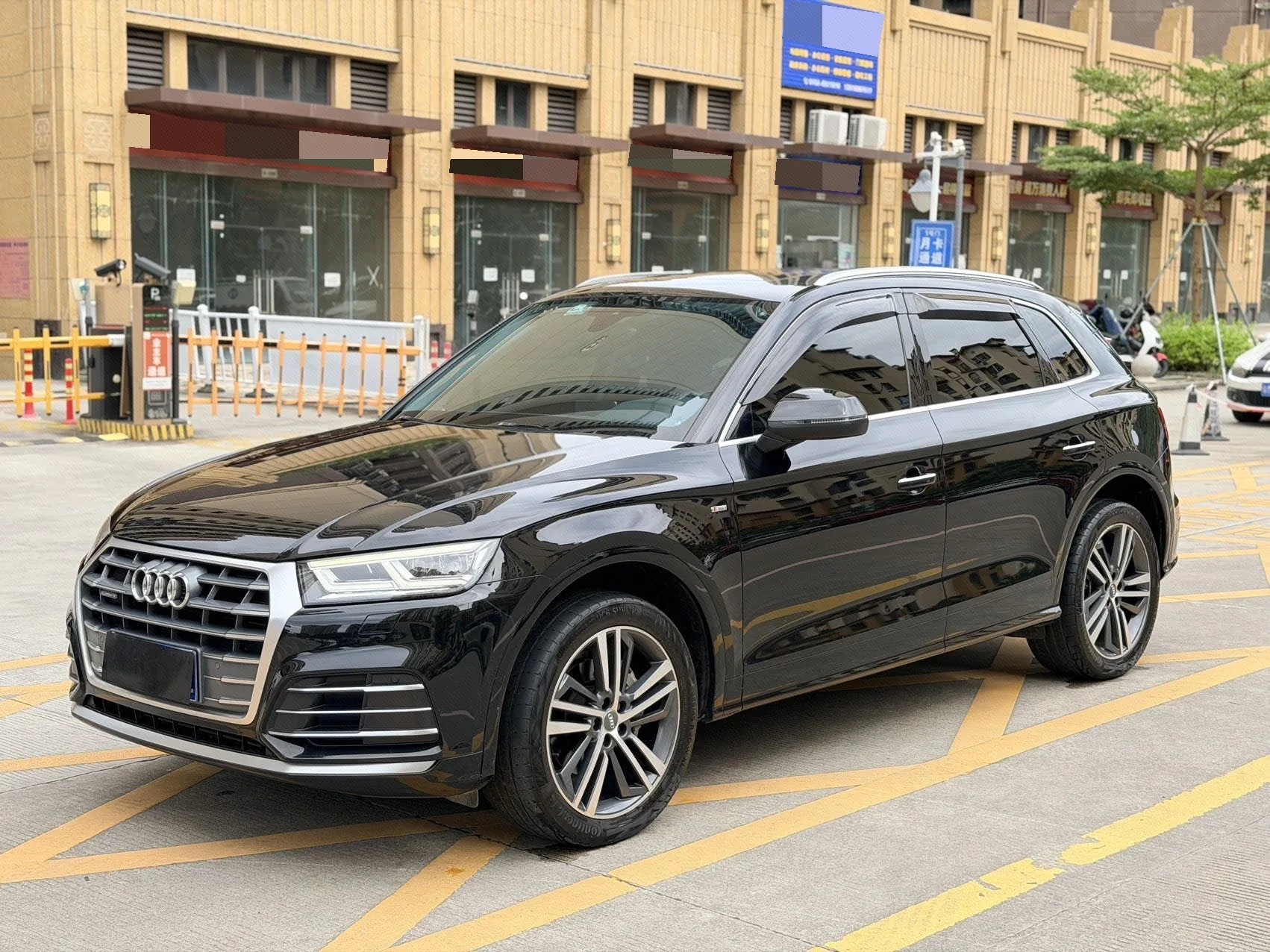 Audi Q5L 2020 Facelift 40 TFSI Luxury Progressive Edition