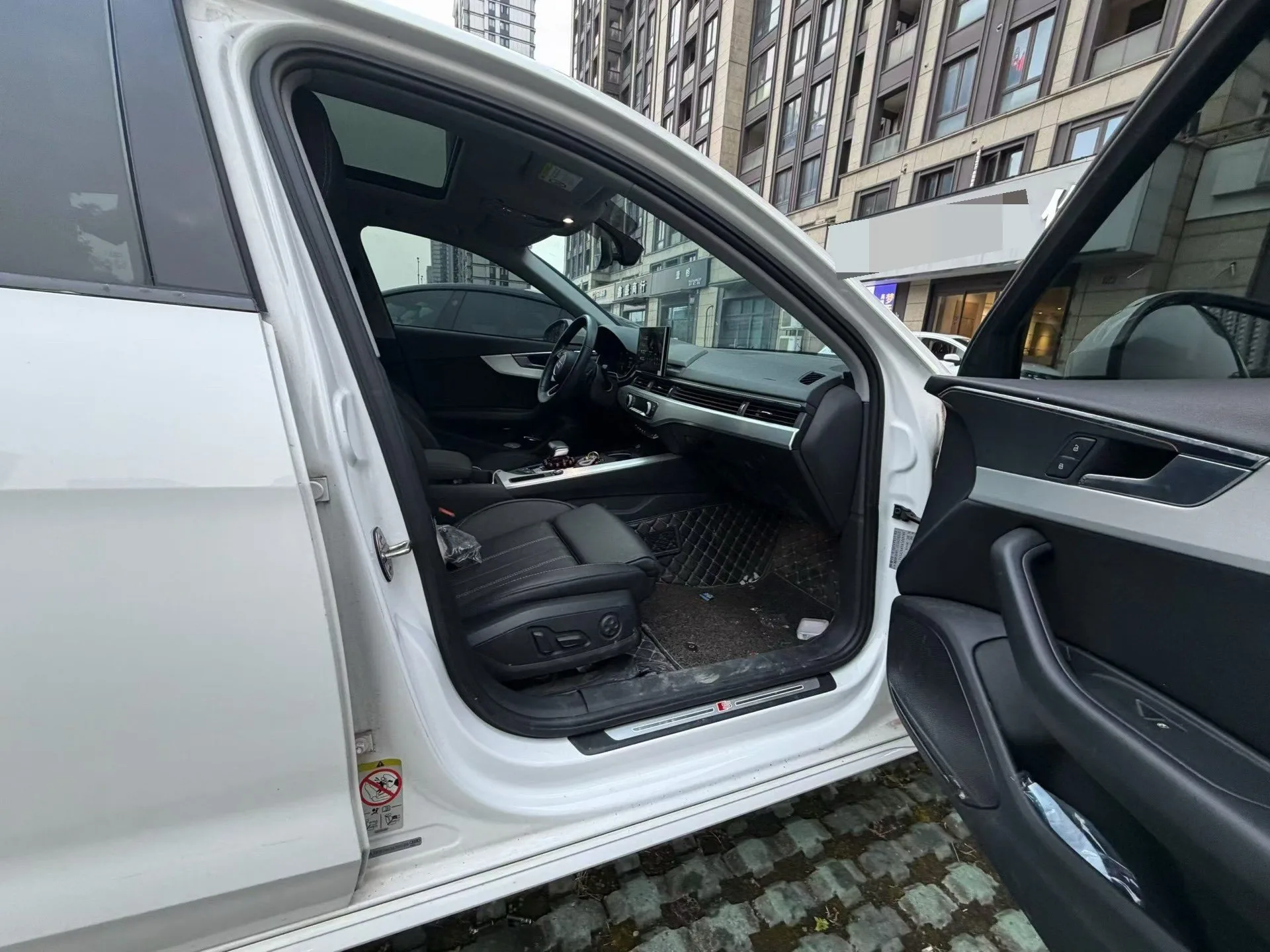 Audi A4L 2020 40 TFSI Luxury Dynamic