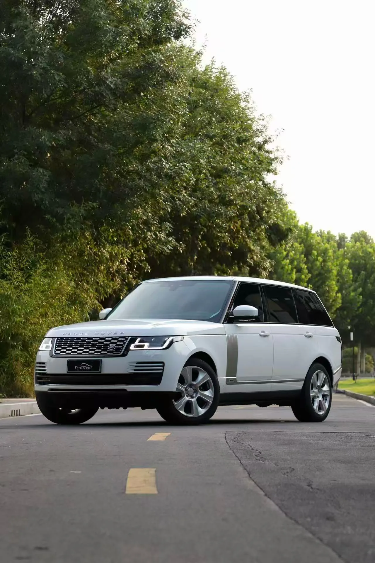 2019 Range Rover 3.0 SC V6 Heritage Long Wheelbase Edition