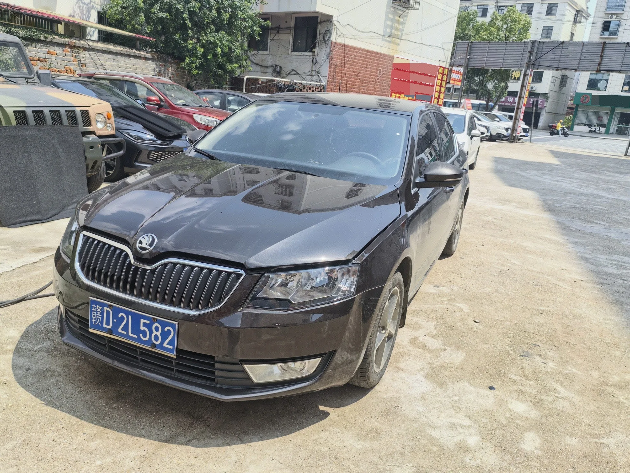 Octavia 2015 1.6L Automatic Elite Edition
