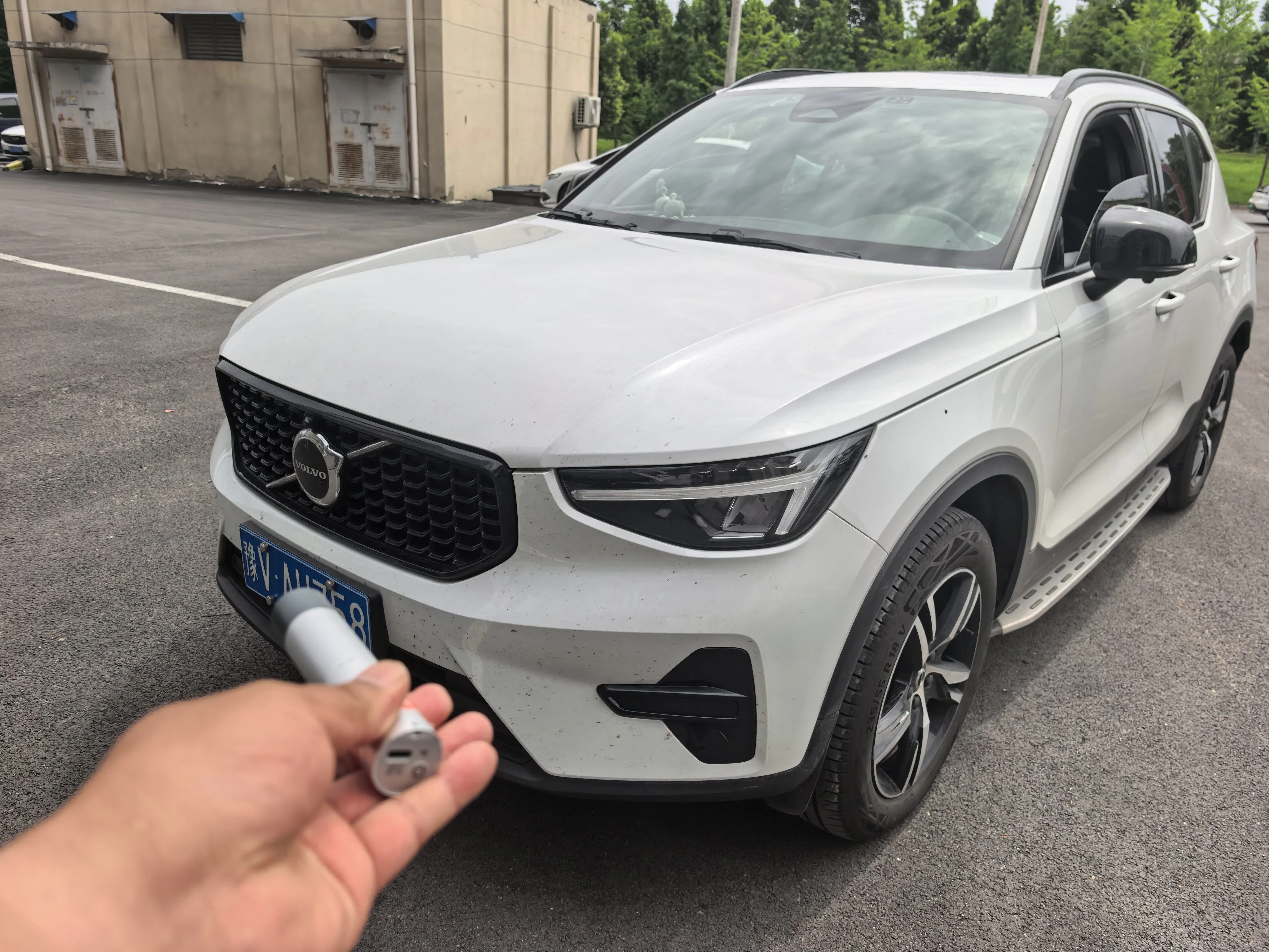 2024 Volvo XC40 B3 Inscription Luxury Edition