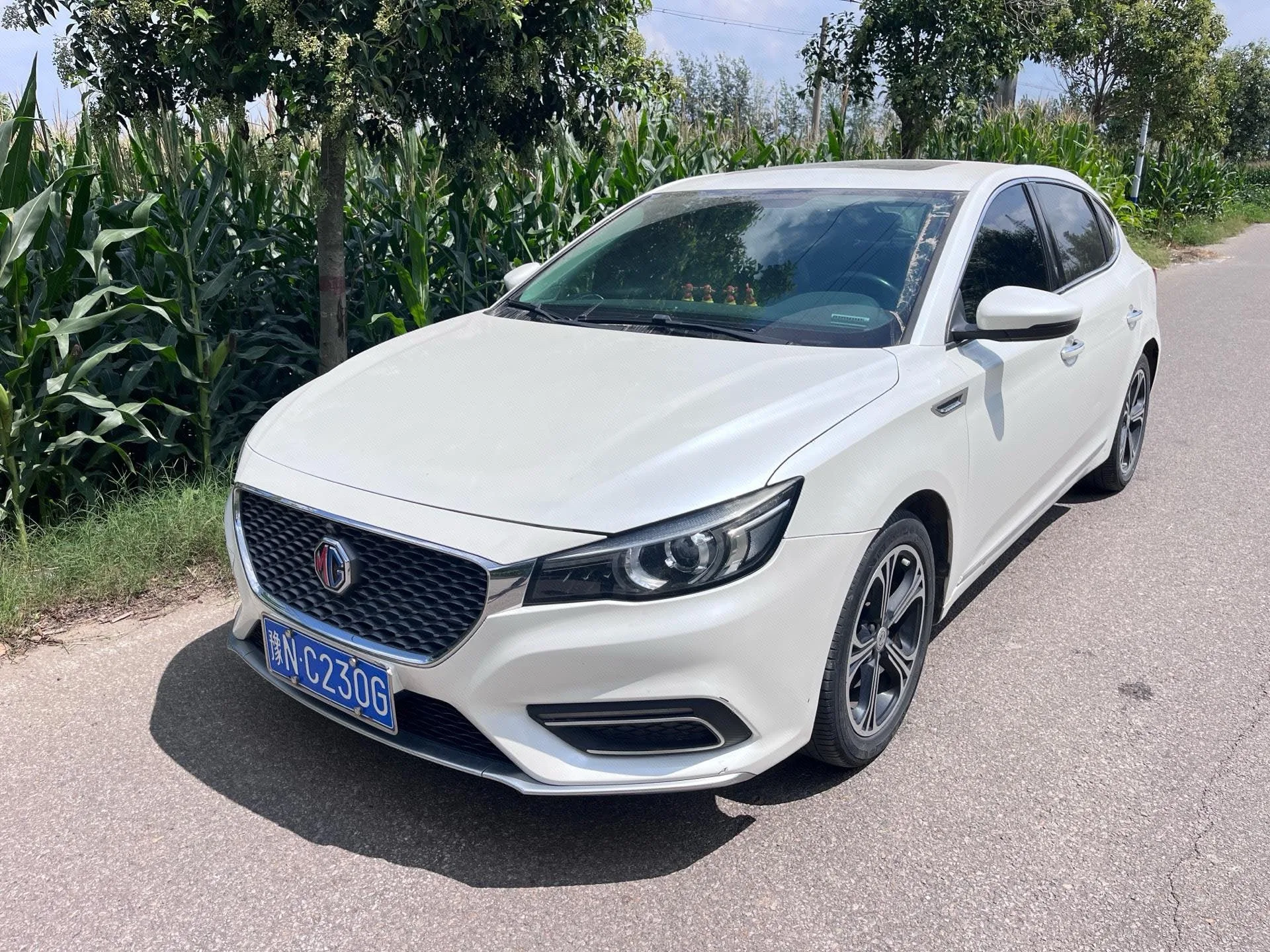 MG6 2018 Model Year 20T Automatic Elite Smart Connect Edition, National VI
