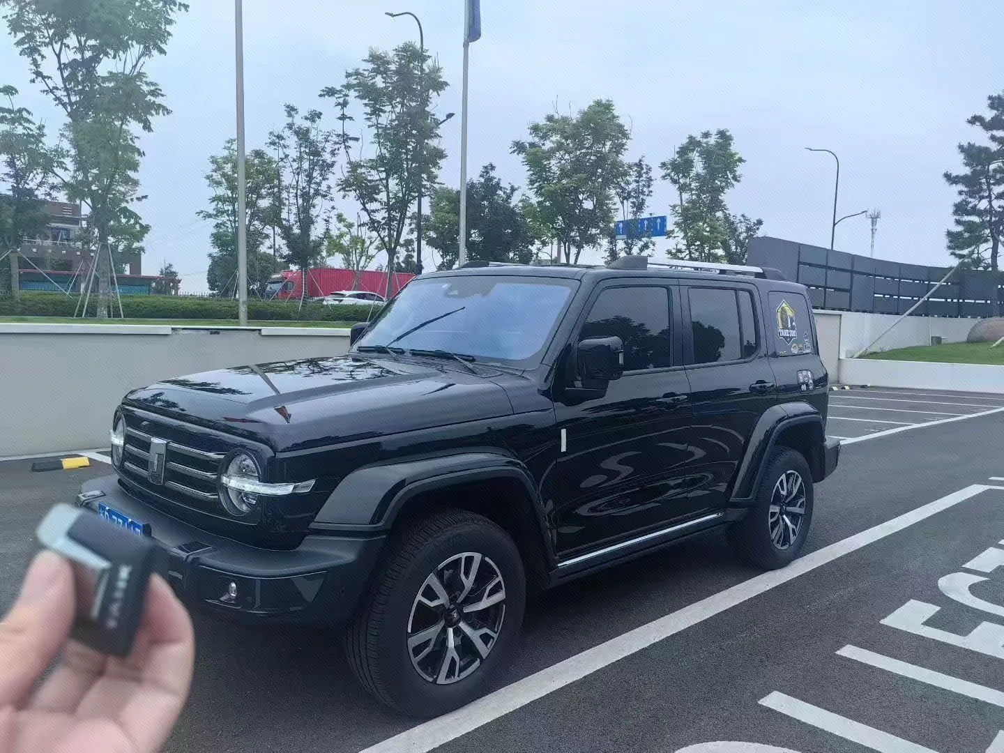The 2021 Tank 300 City Edition 2.0T is very stylish.