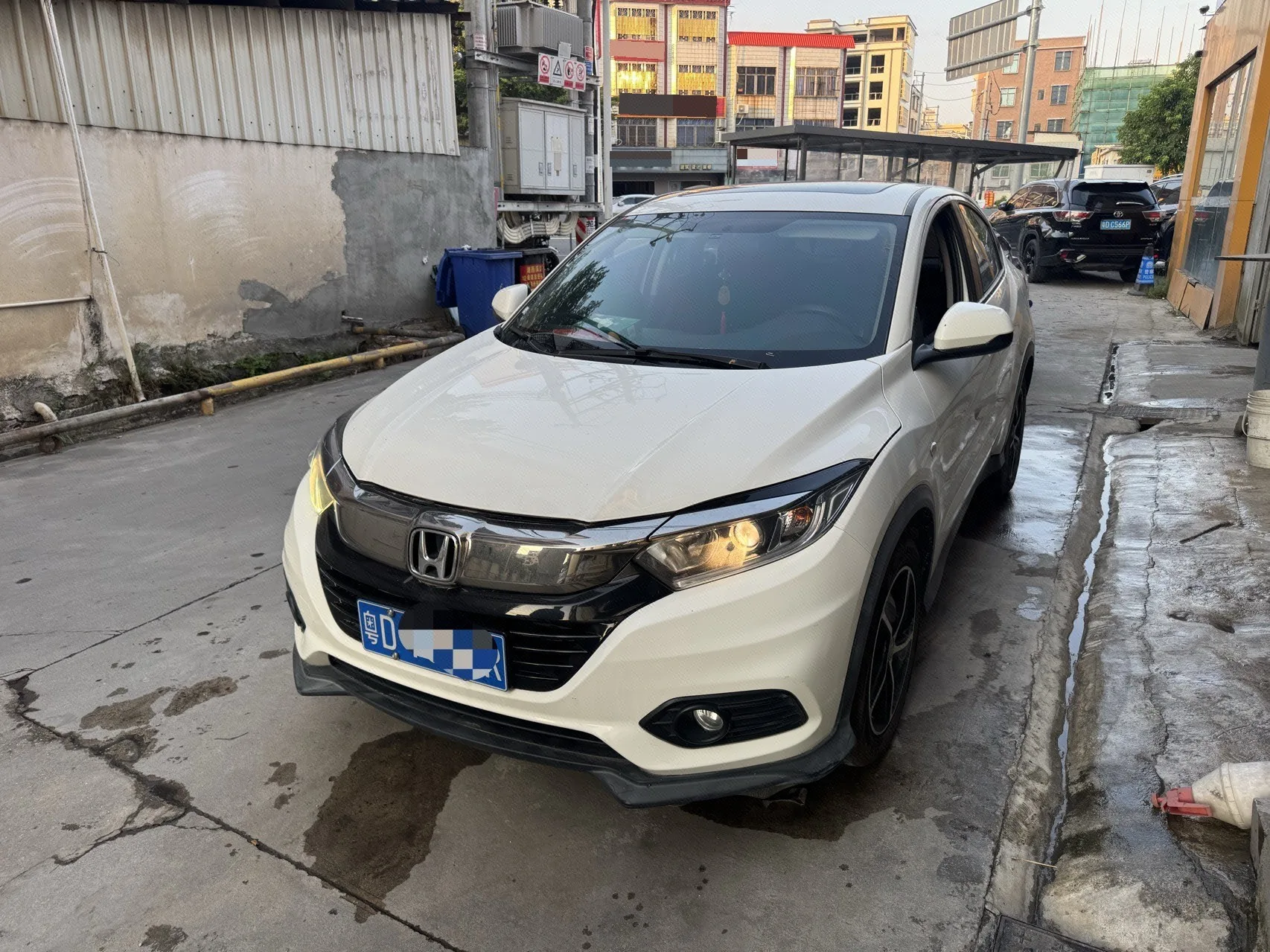 Vezel 2020 1.5L CVT Pioneer Edition