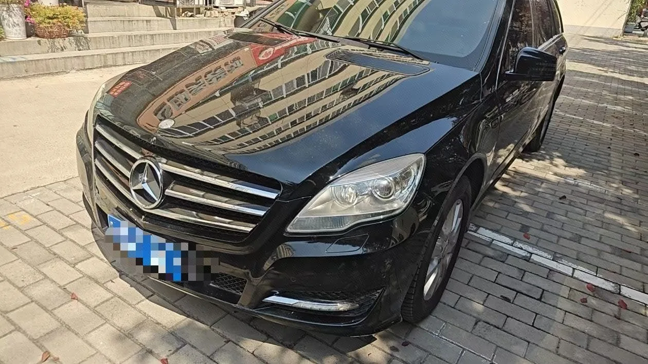 2010 Mercedes-Benz R-Class R 350 L 4MATIC