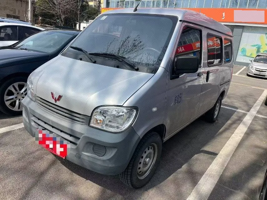 Wuling 2023 Sunshine 1.5 Practical 5/7 Seat Manual Transmission