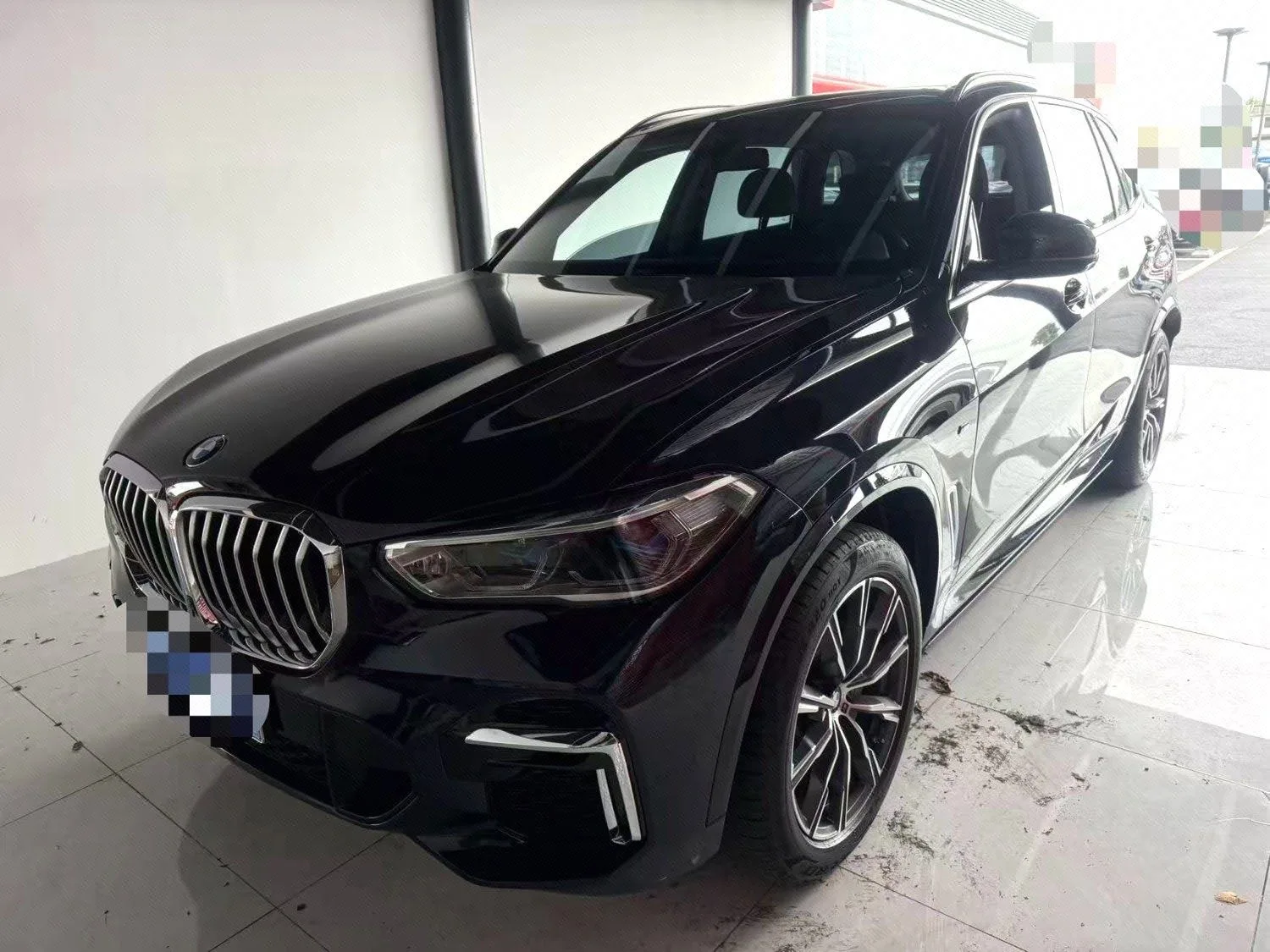 BMW X5 2022 xDrive 30Li Luxury M Sport Package