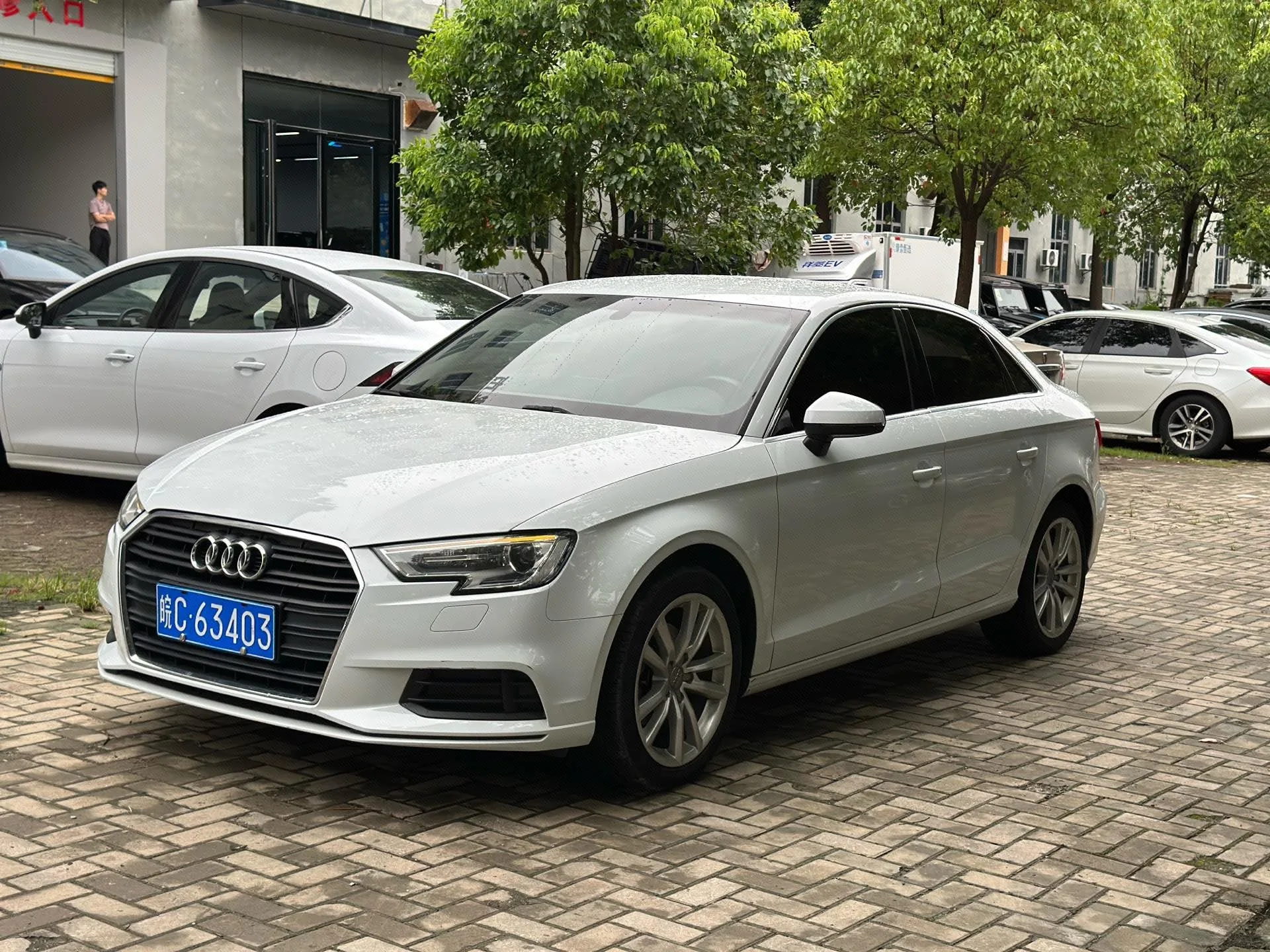 Audi A3 2018 30th Anniversary Edition Limousine 35 TFSI Fashion