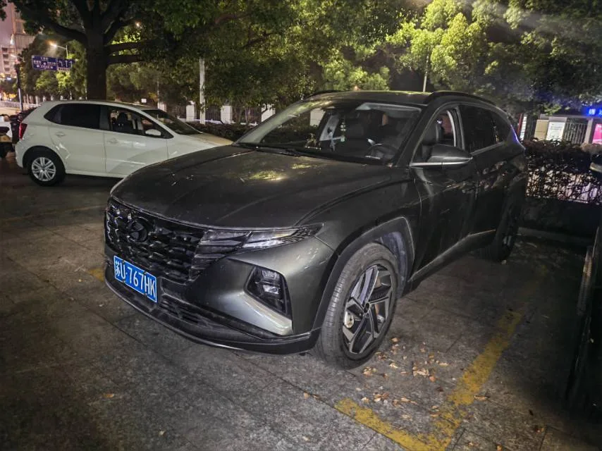 2023 Tucson L 1.5T Automatic FWD LUX Premium Edition