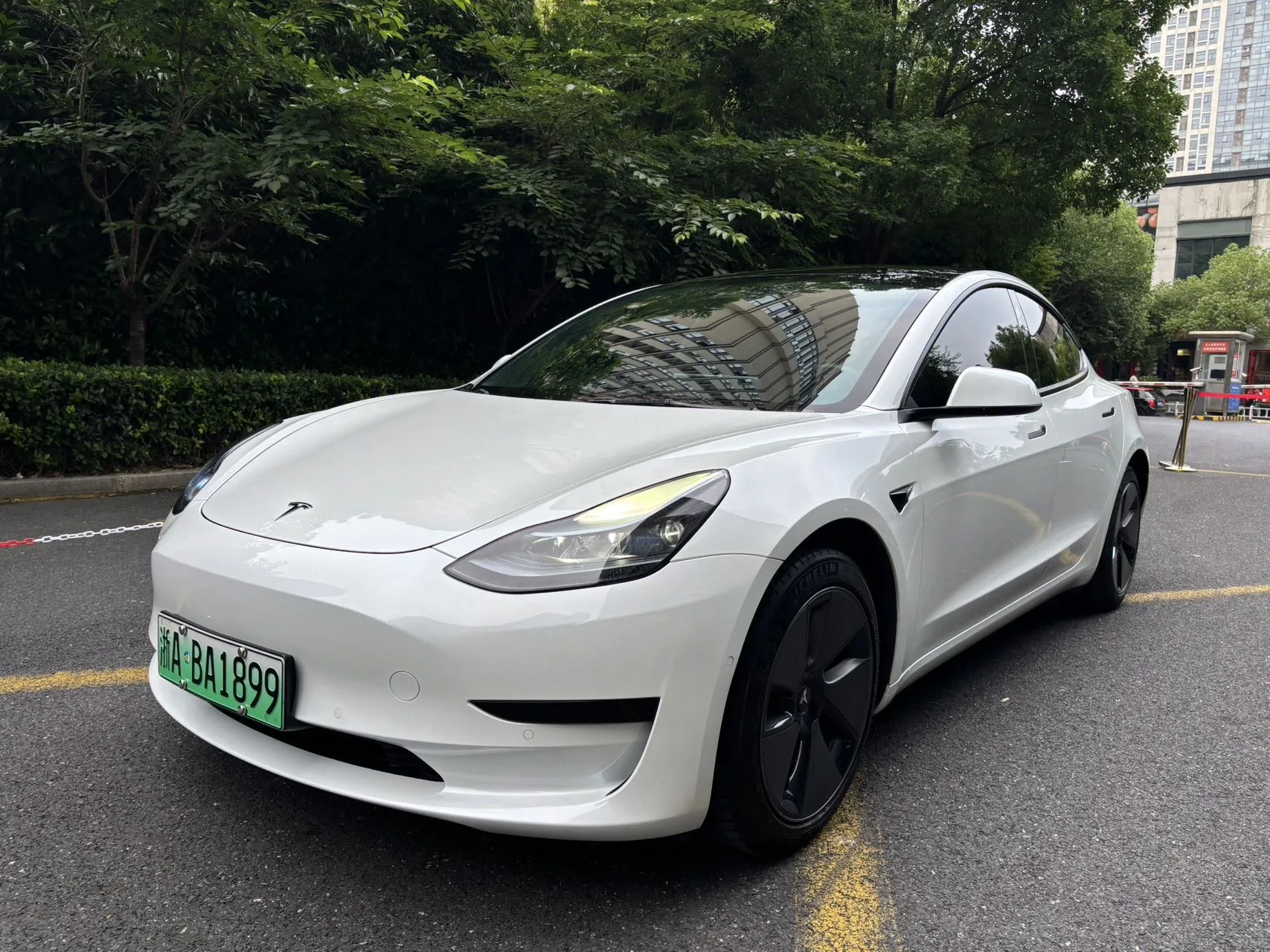 Model 3 2022 Rear-Wheel Drive