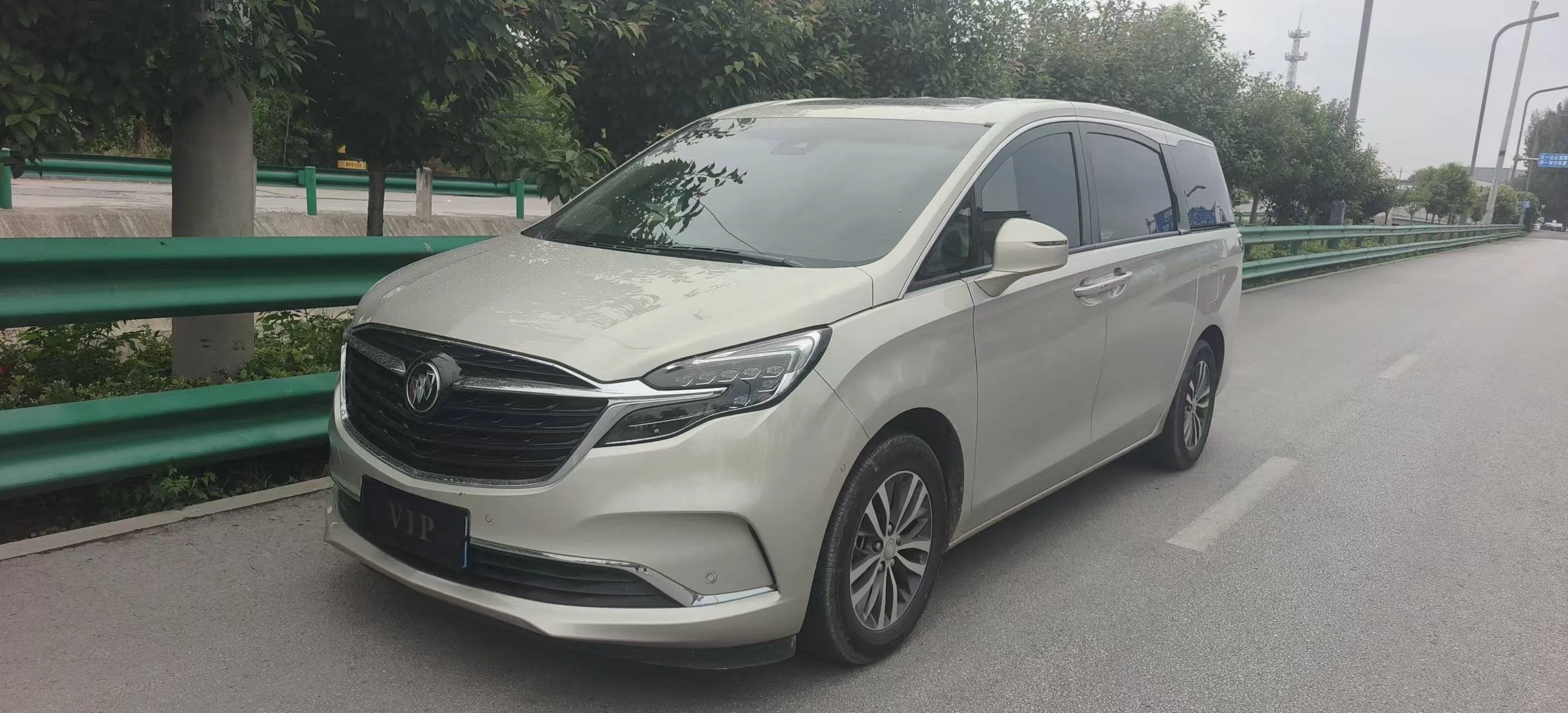Buick GL8 2022 ES Avantgarde 653T Premium Edition