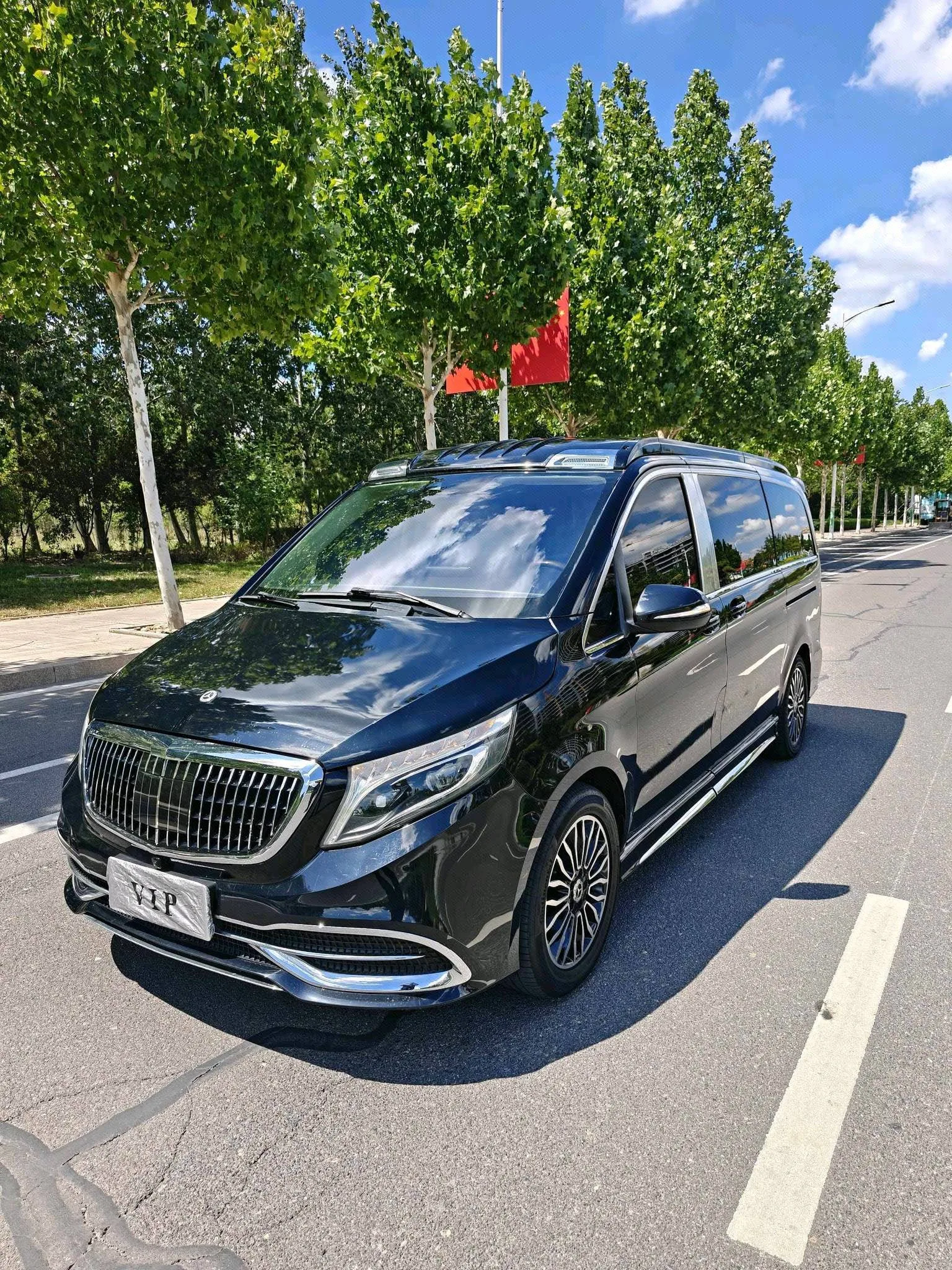2017 Mercedes-Benz V-Class V 260 Navigation Edition