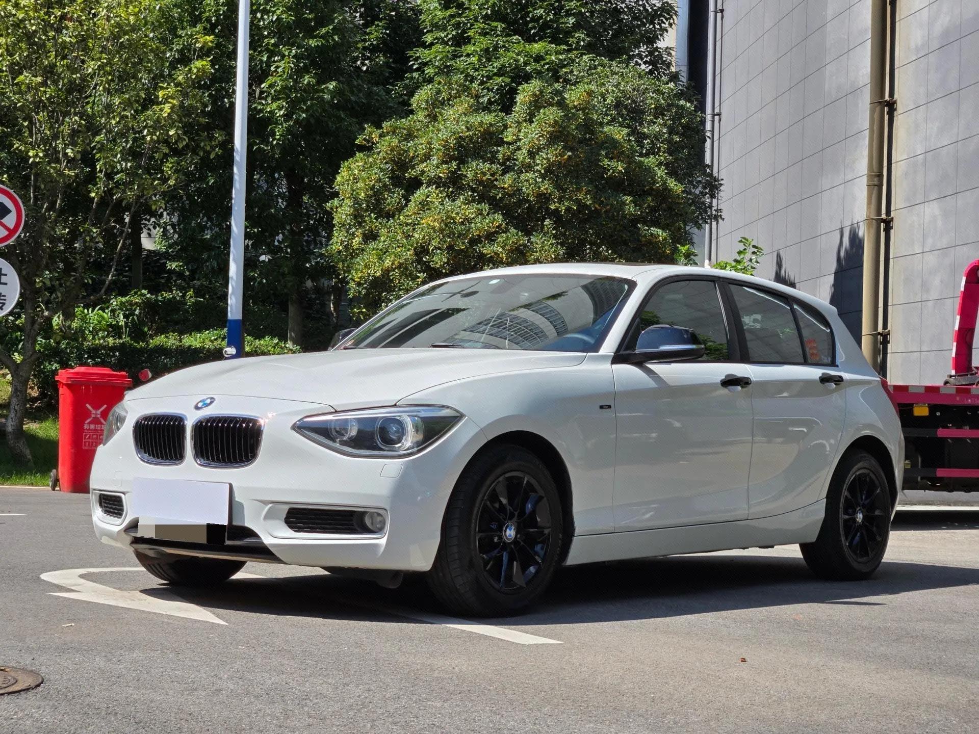 BMW 1 Series (Imported) 2012 Model Year 116i City Edition
