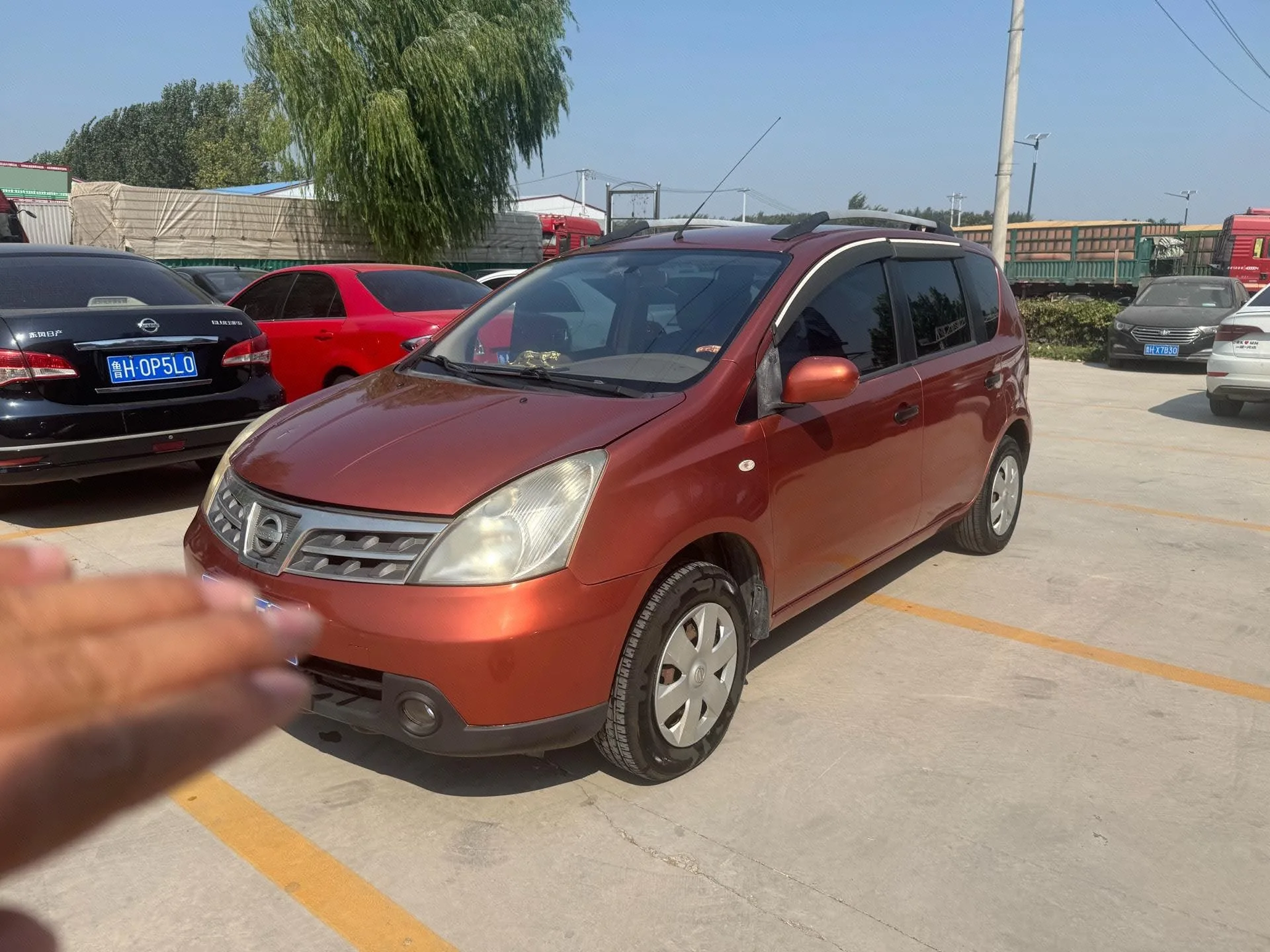 Nissan Livina 2007 1.6L Automatic Multi-Purpose Model