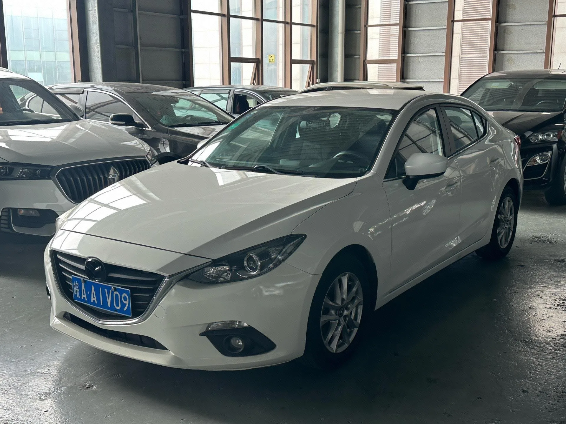 Mazda3 Axela 2016 Sedan 1.5L Automatic Comfort