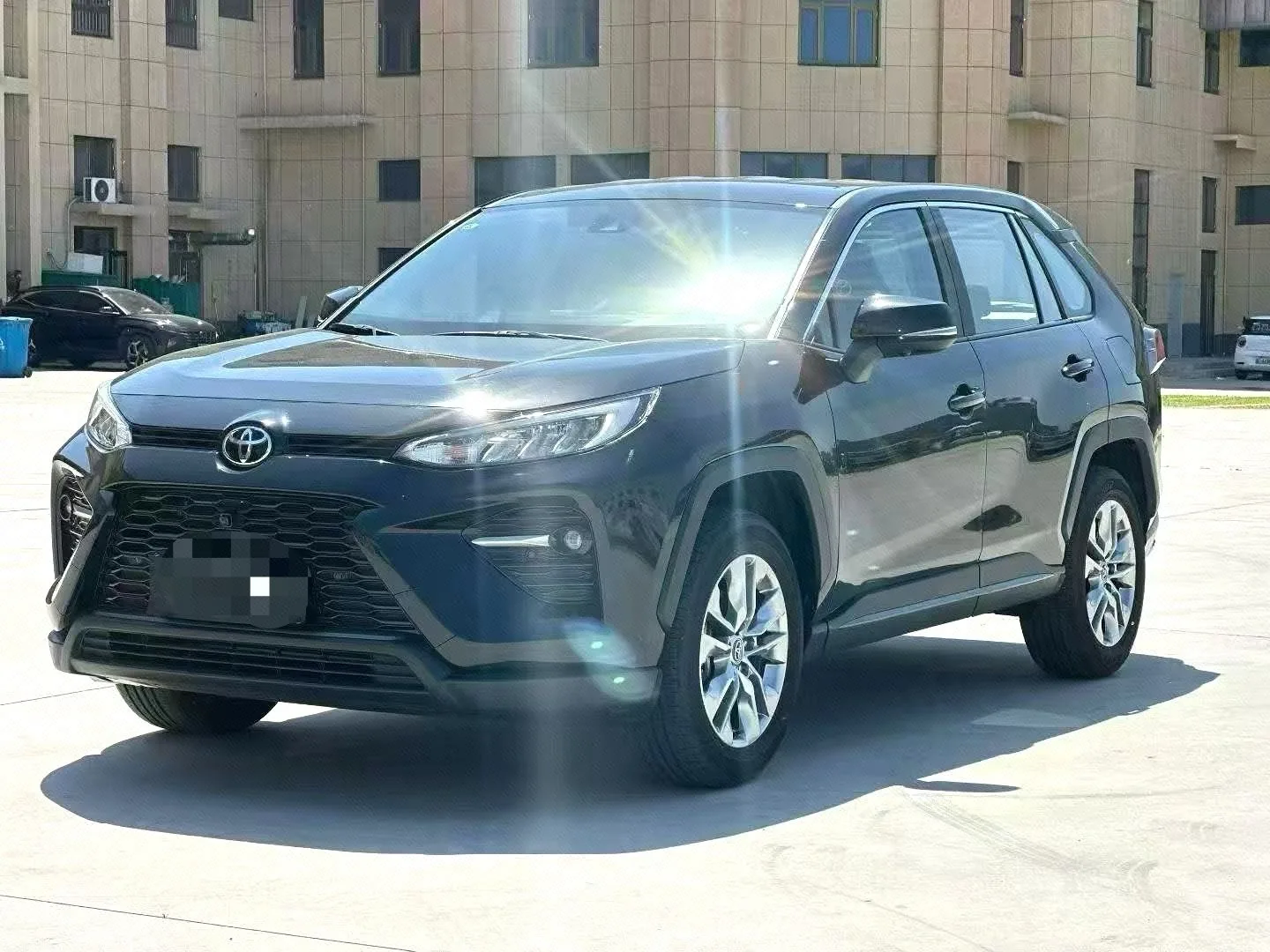 Toyota 2024 Wildlander 2.0 CVT 2WD Leading Edition Automatic