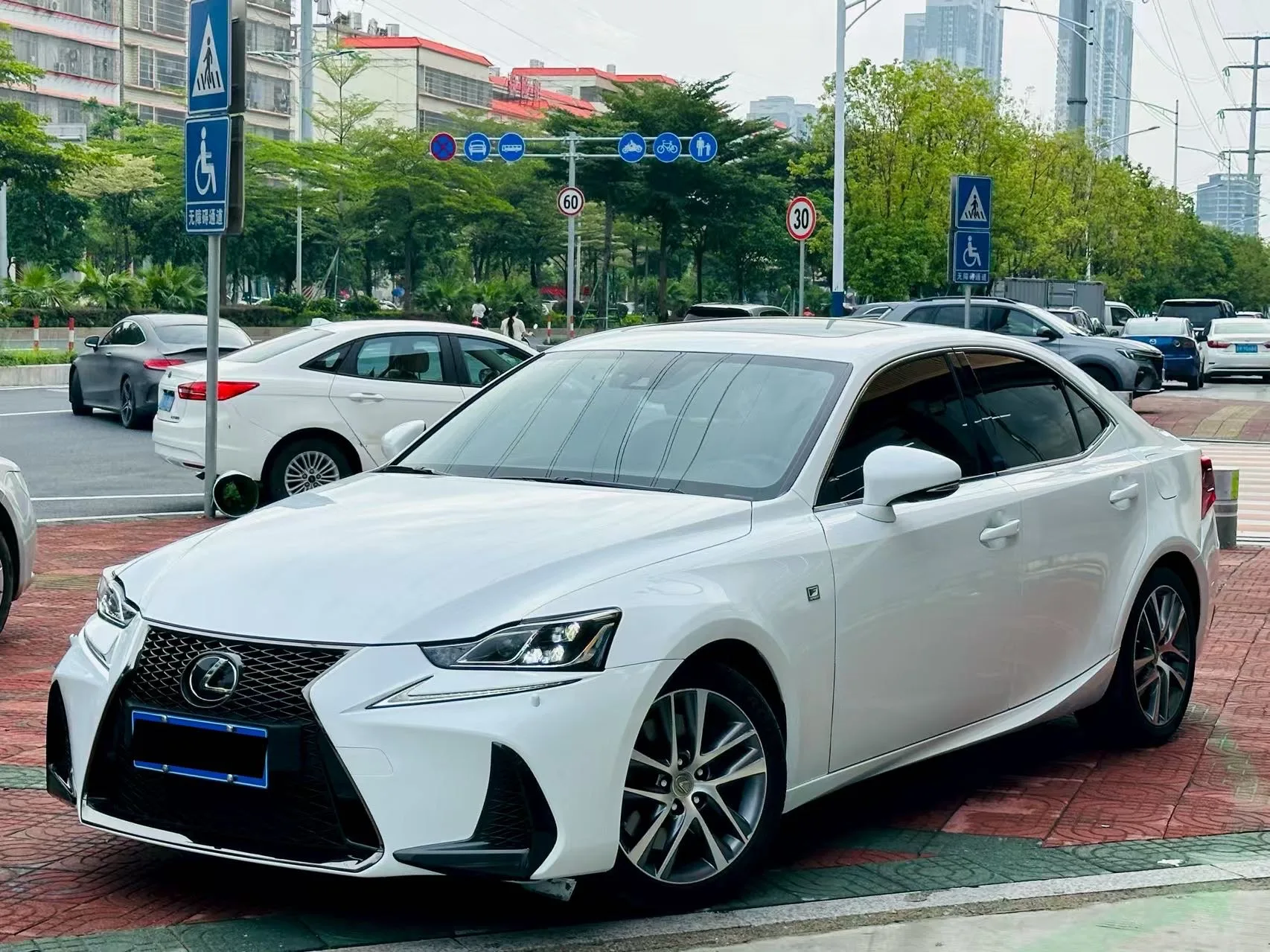 2017 Lexus IS 300 F SPORT