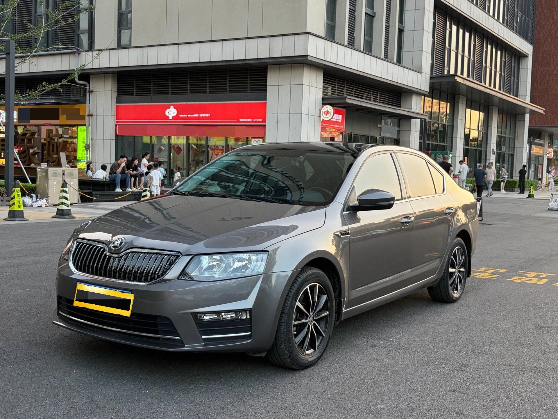 Octavia 2017 1.6L Automatic Smart Edition