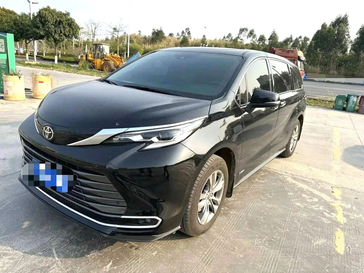 Toyota 2024 Sienna 2.5 CVT AWD Luxury Edition, Automatic Transmission