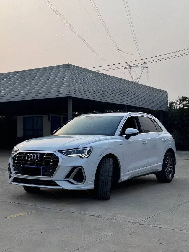 Audi Q3 2022 35 TFSI Progressive Dynamic