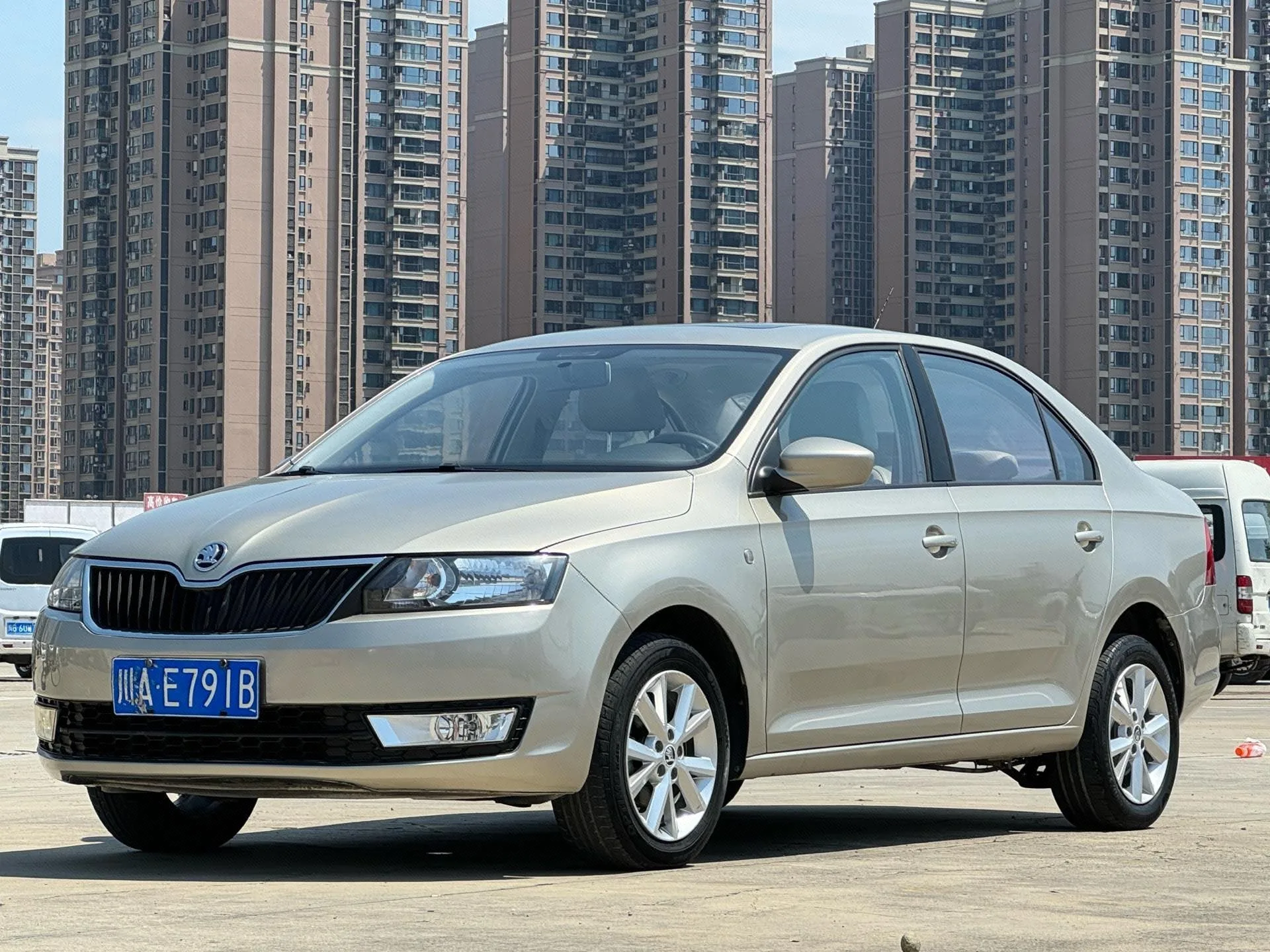 Rapid 2016 1.6L Automatic Comfort Edition
