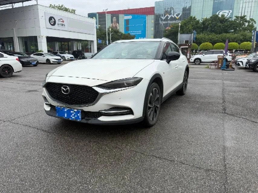 2020 Mazda CX-4 2.5L Automatic AWD "Skyline Passion" Edition