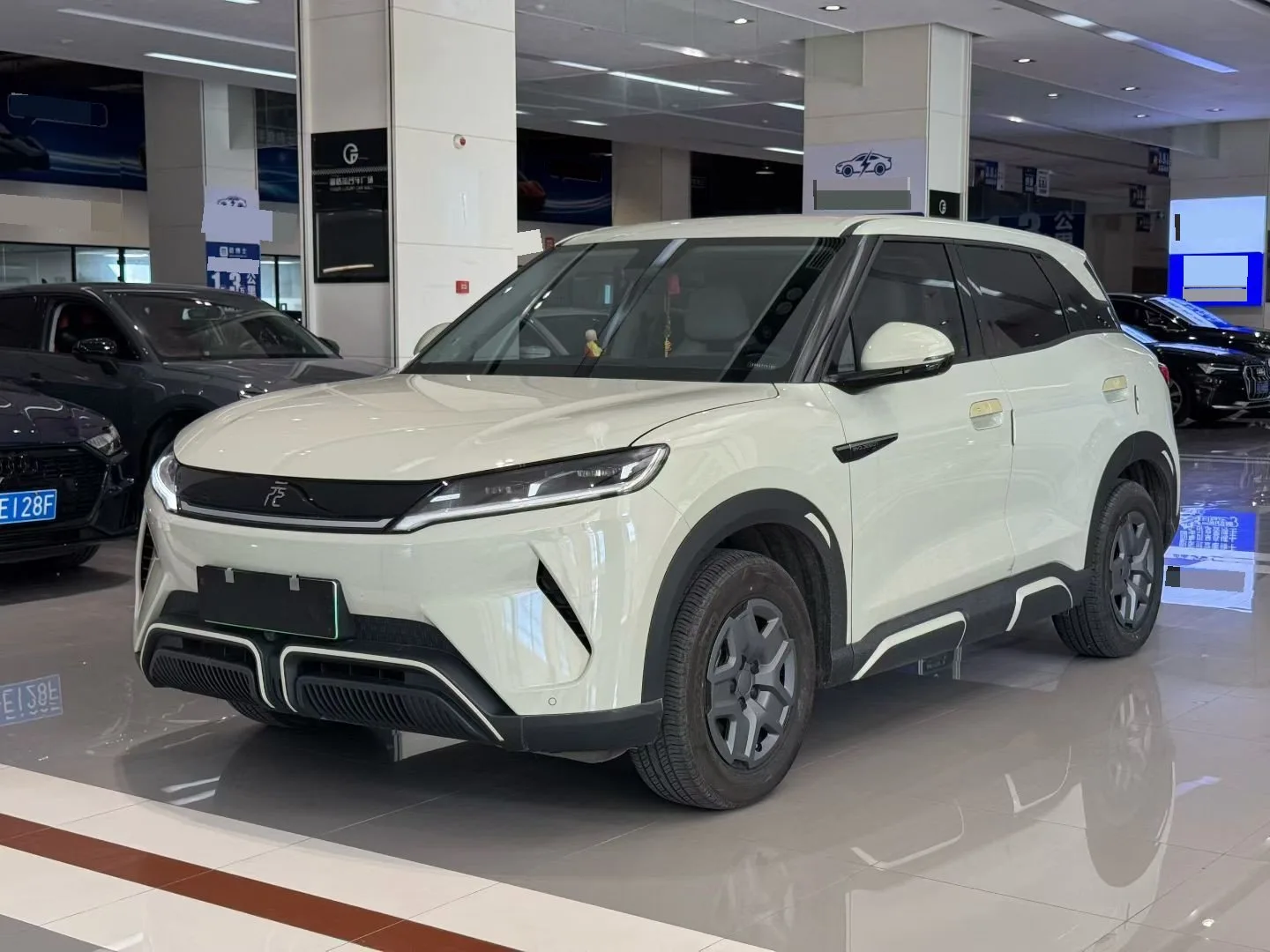 BYD 2024 Yuan UP 401KM Vitality Edition Automatic