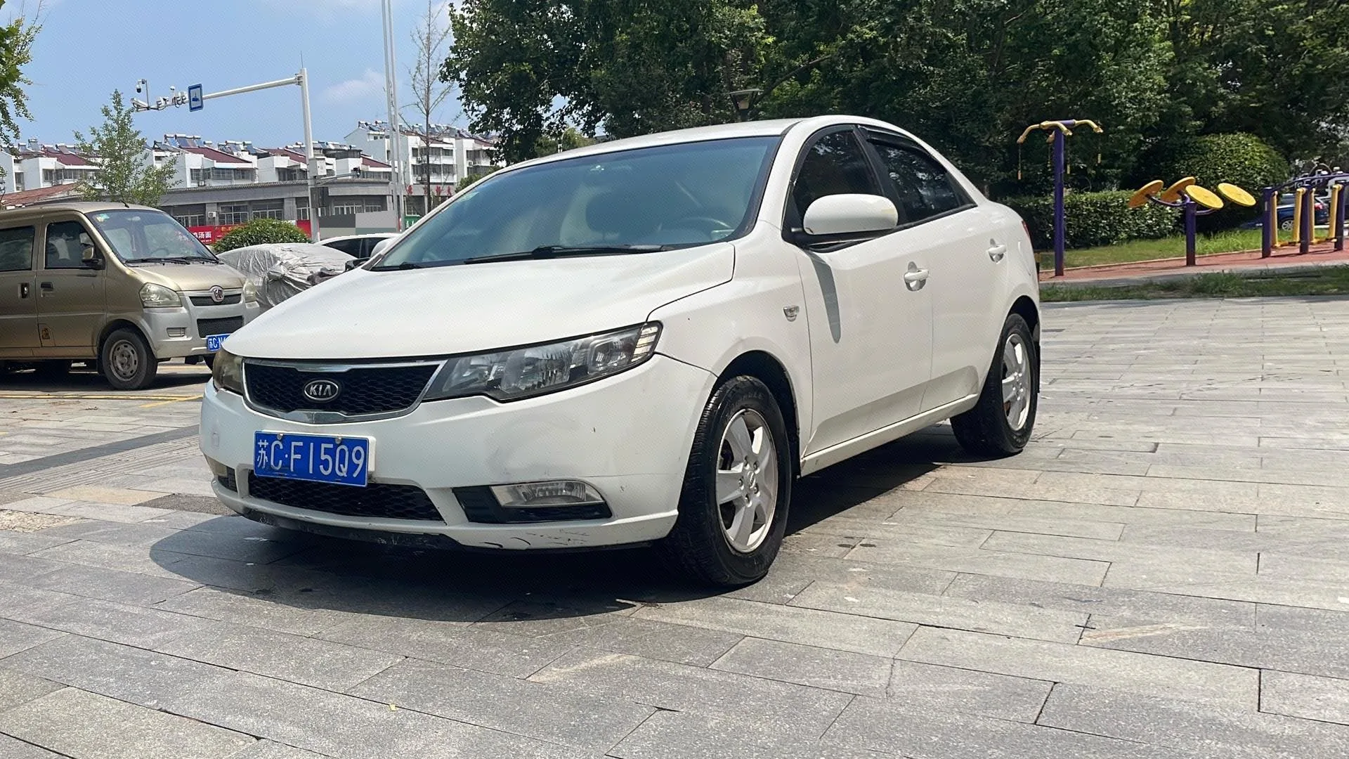 2011 Kia Forte 1.6 GL (Fuel Efficiency Subsidy) Manual Transmission
