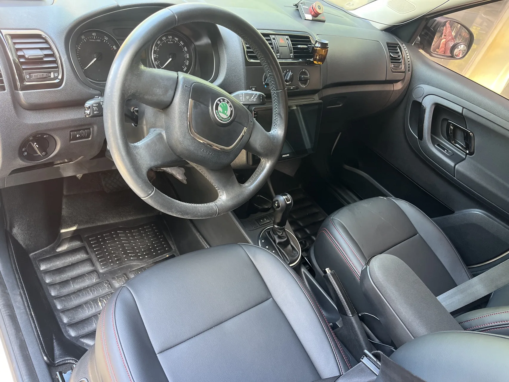 Fabia 2012 1.6L Automatic Black Edition