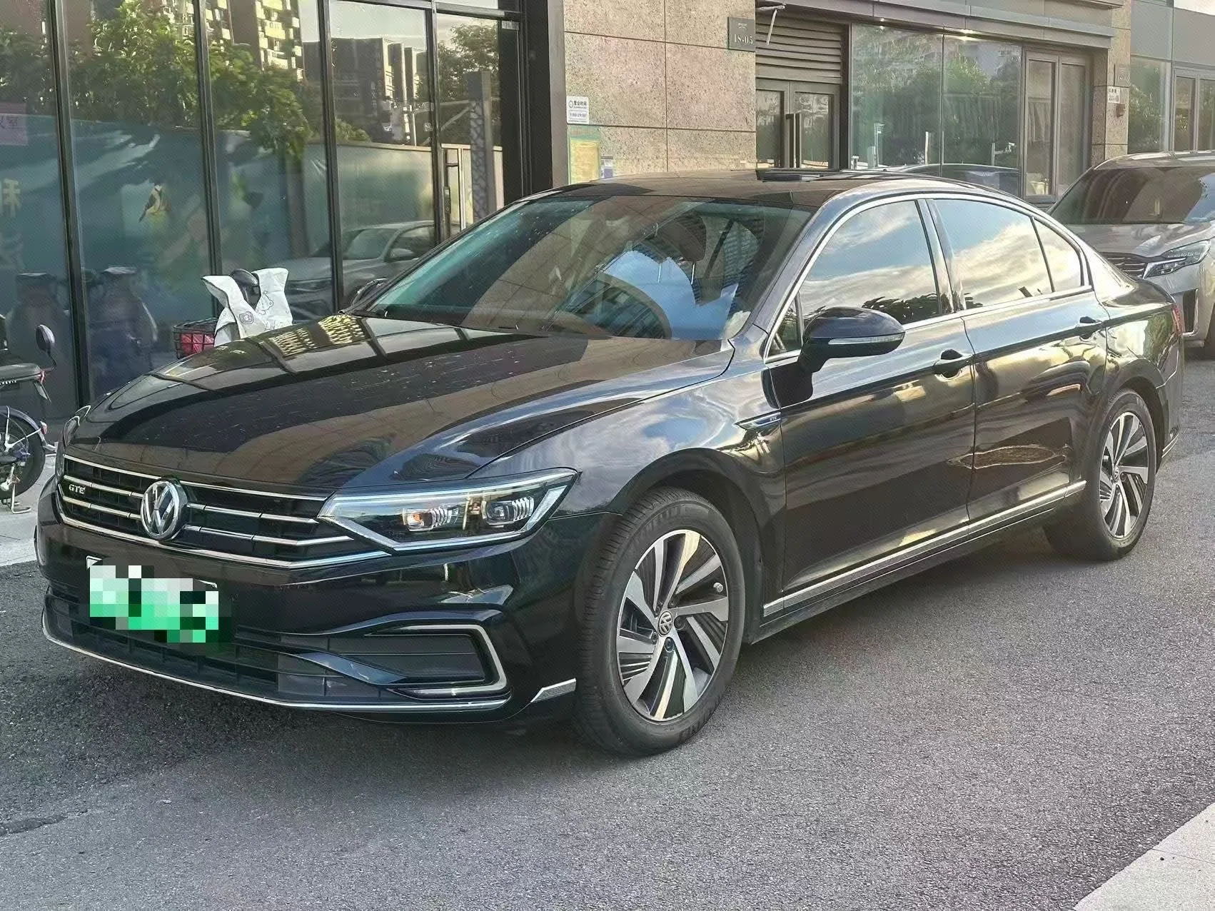 2020 Volkswagen Magotan GTE Plug-in Hybrid, GTE Luxury Trim