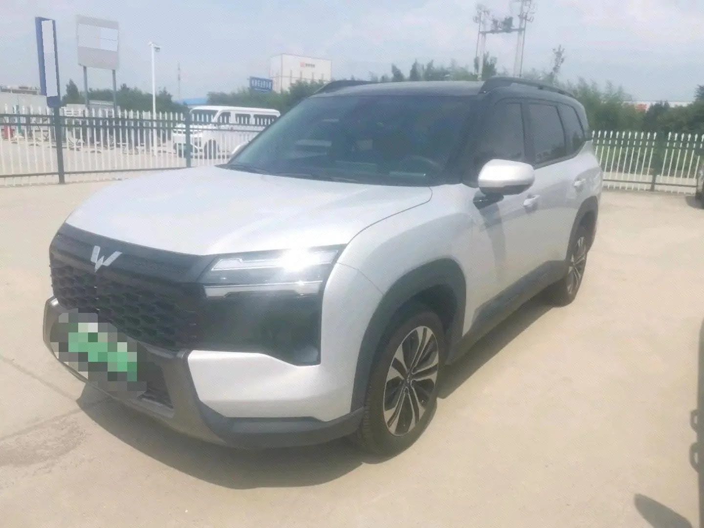 Wuling 2026 Starlight 560 1.5 CVT Luxury Automatic Transmission (125km/h)