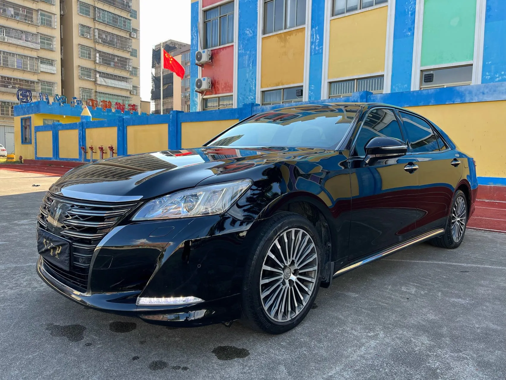 Crown 2018 Model Year 2.0T Premium Edition