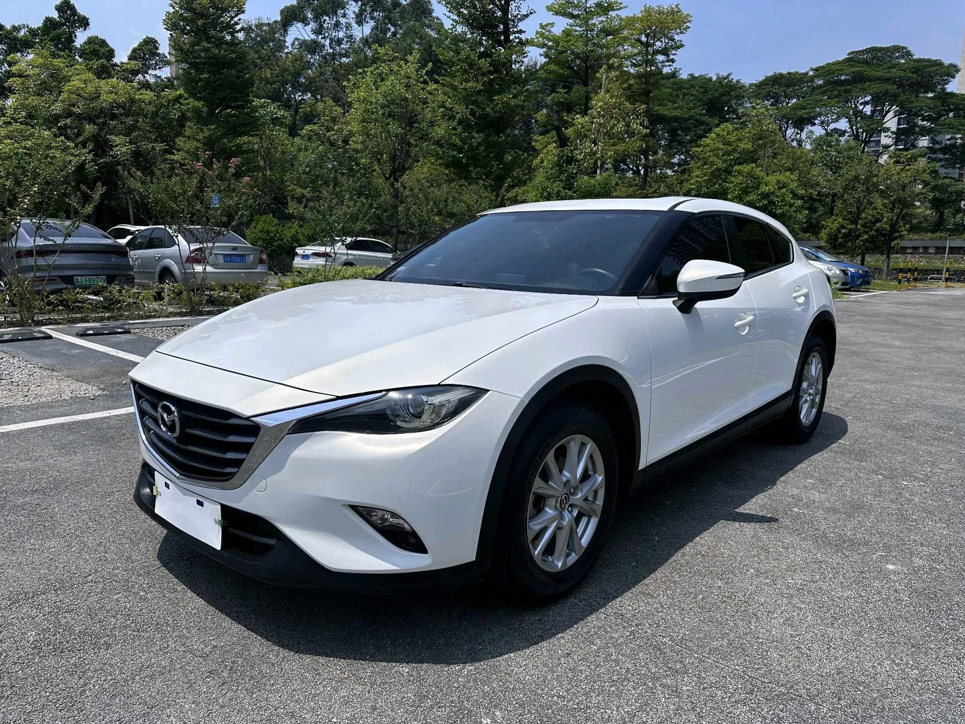 Mazda CX-4 2016 2.0L Automatic 2WD Blue Sky Premium Edition