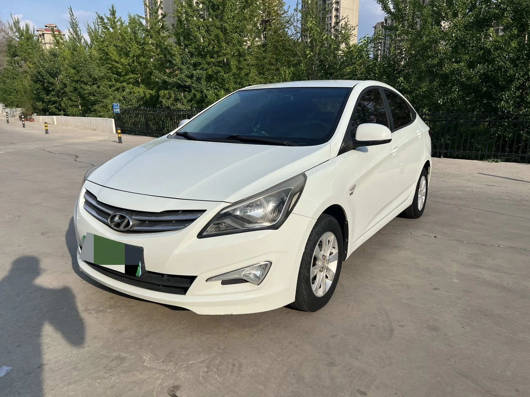 2014 Hyundai Reina 1.4L Automatic Fashion GS