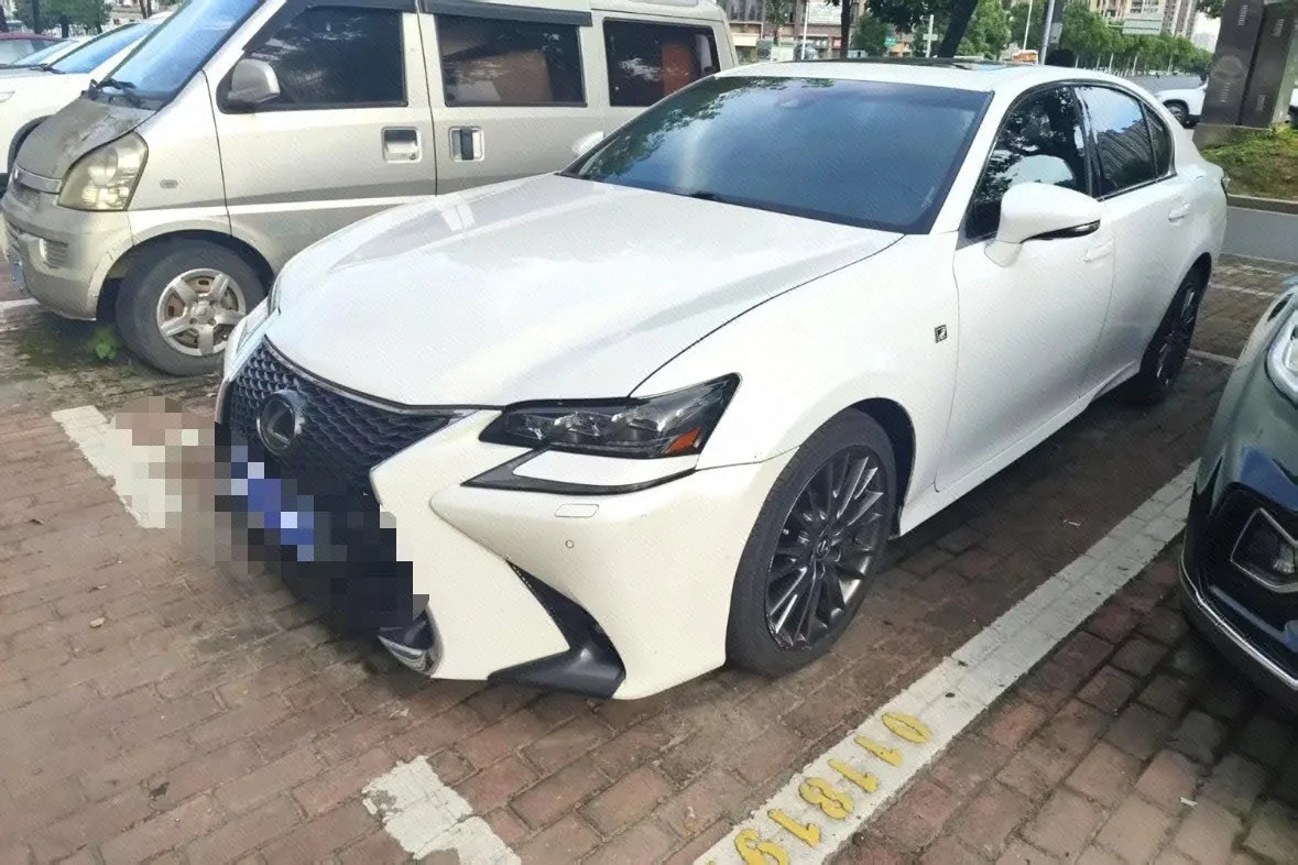 2017 Lexus GS 300 F SPORT
