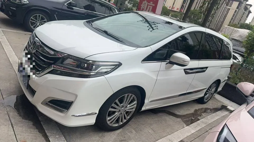 Elysion 2016 Model Year 2.4L Comfort Edition