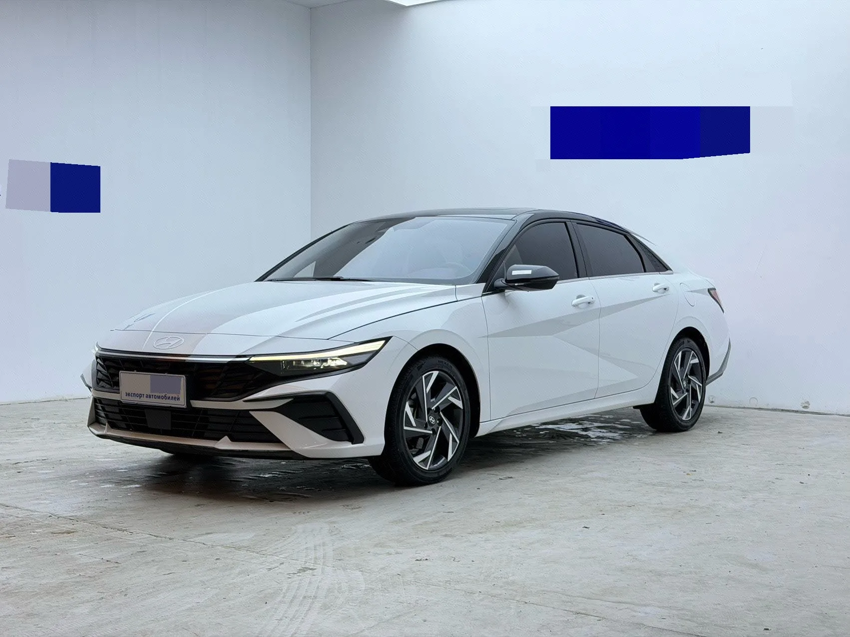 Hyundai Elantra 2023 1.5L CVT LUX Premium Edition