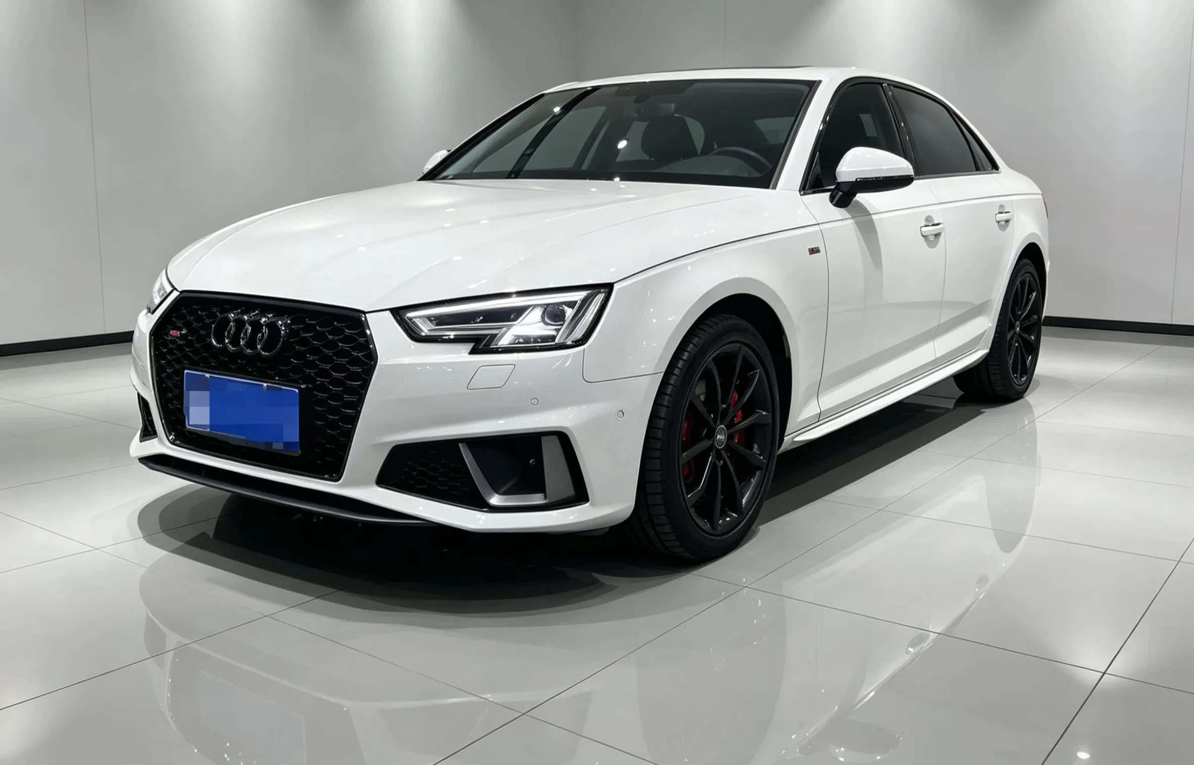 Audi A4L 2019 40 TFSI Fashion Edition (China VI Emission Standard)
