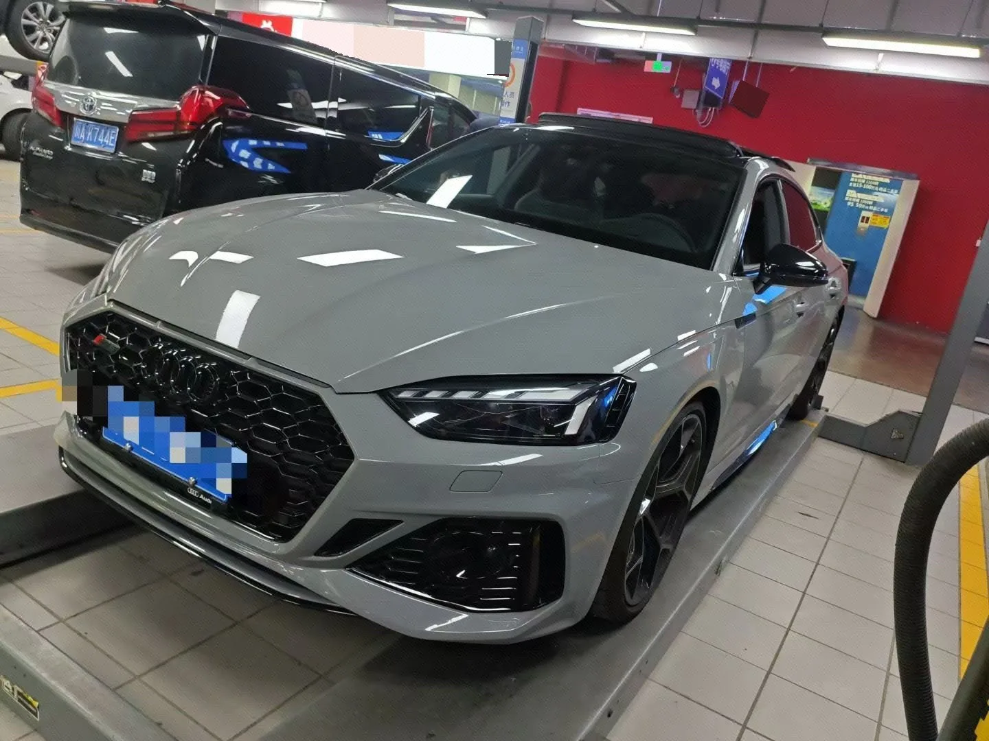 Audi RS5 (Imported) 2024 RS5 Sportback 2.9T "Racing Edition" Automatic Transmission