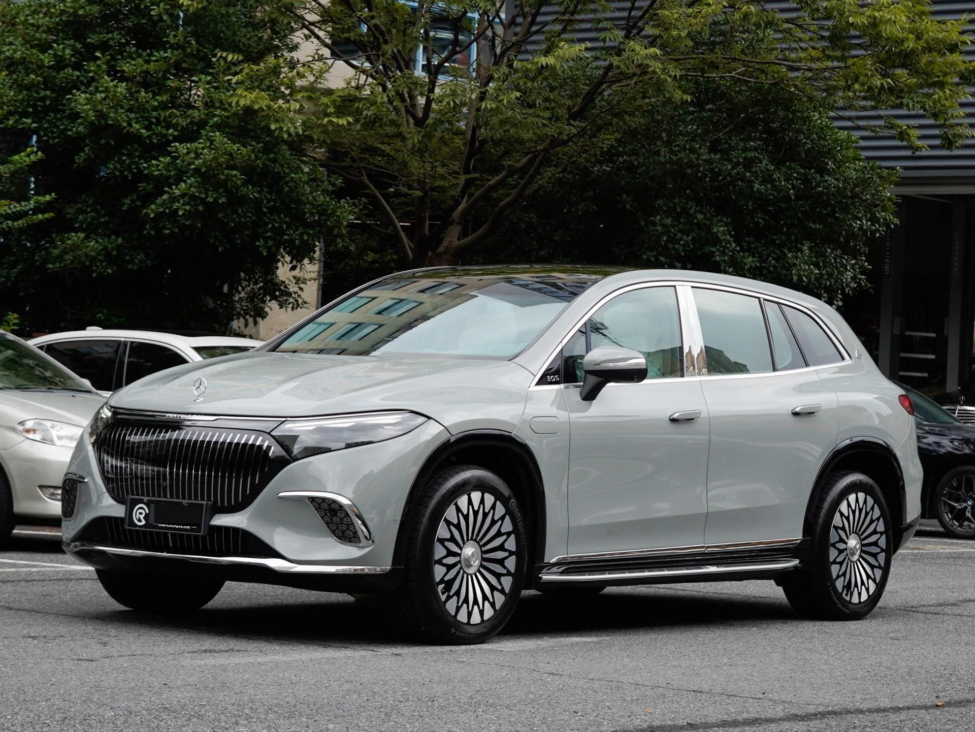 Mercedes-Benz Maybach EQS SUV (Imported) 2024 Maybach EQS 680 SUV 680 "Lishang" Edition, Automatic Transmission