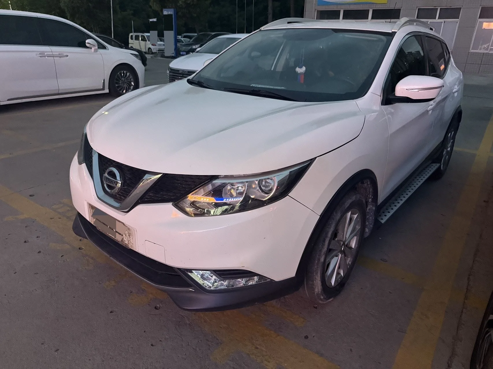 Nissan Qashqai 2017 2.0L CVT Elite Edition (National V Emission Standard)