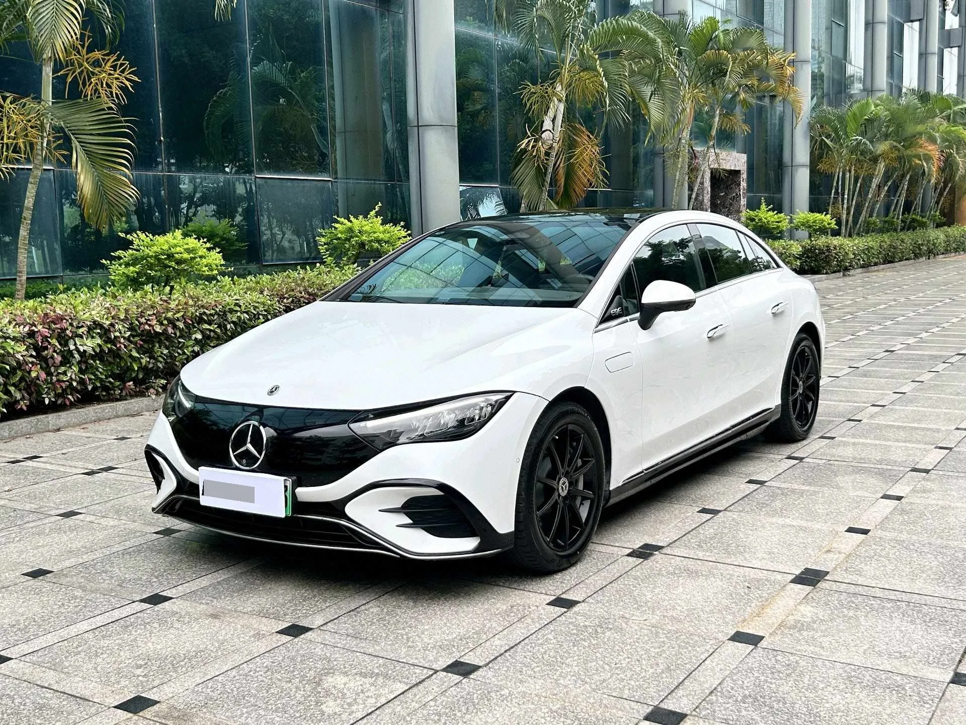 Mercedes-Benz EQE 2022 350 Pioneer Edition