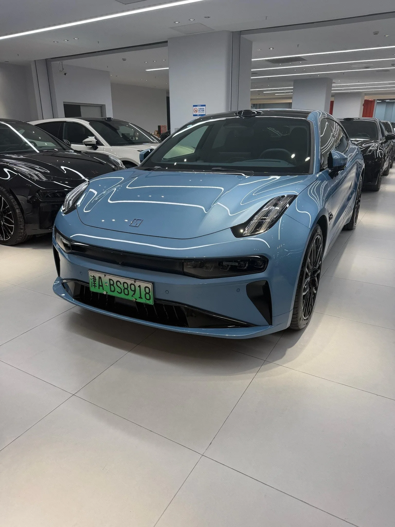 Jike 2025 Model Jike 001 YOU Edition 100kWh 4WD Automatic