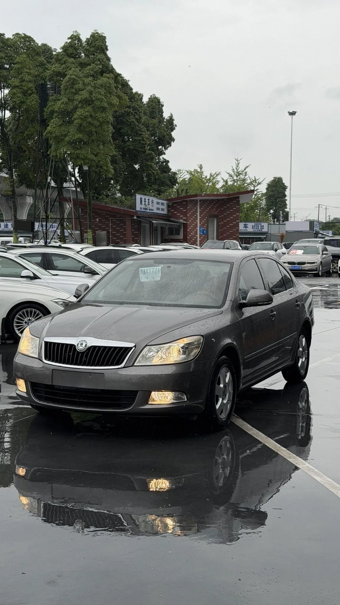 Octavia 2013 1.6L Automatic Elite Edition