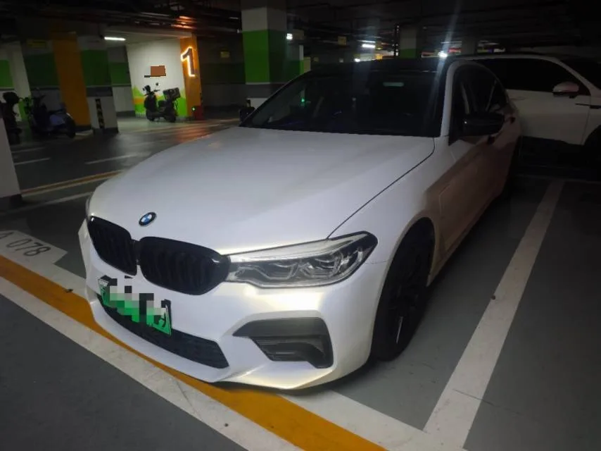 BMW 5 Series Plug-in Hybrid, 2019 Model Year, 530Le, Luxury Package